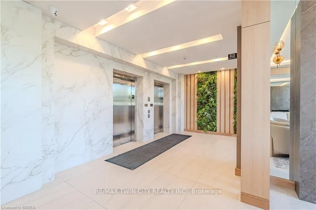 34 Norman Street, #404