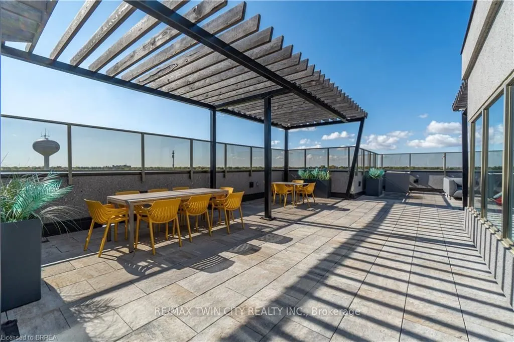 34 Norman Street, #404