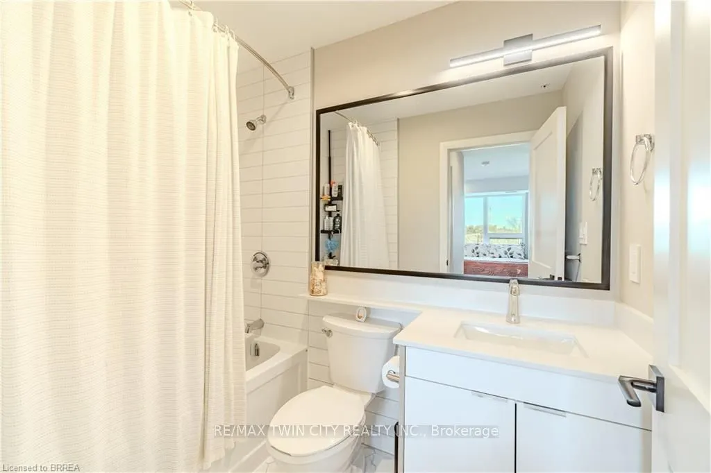 34 Norman Street, #404