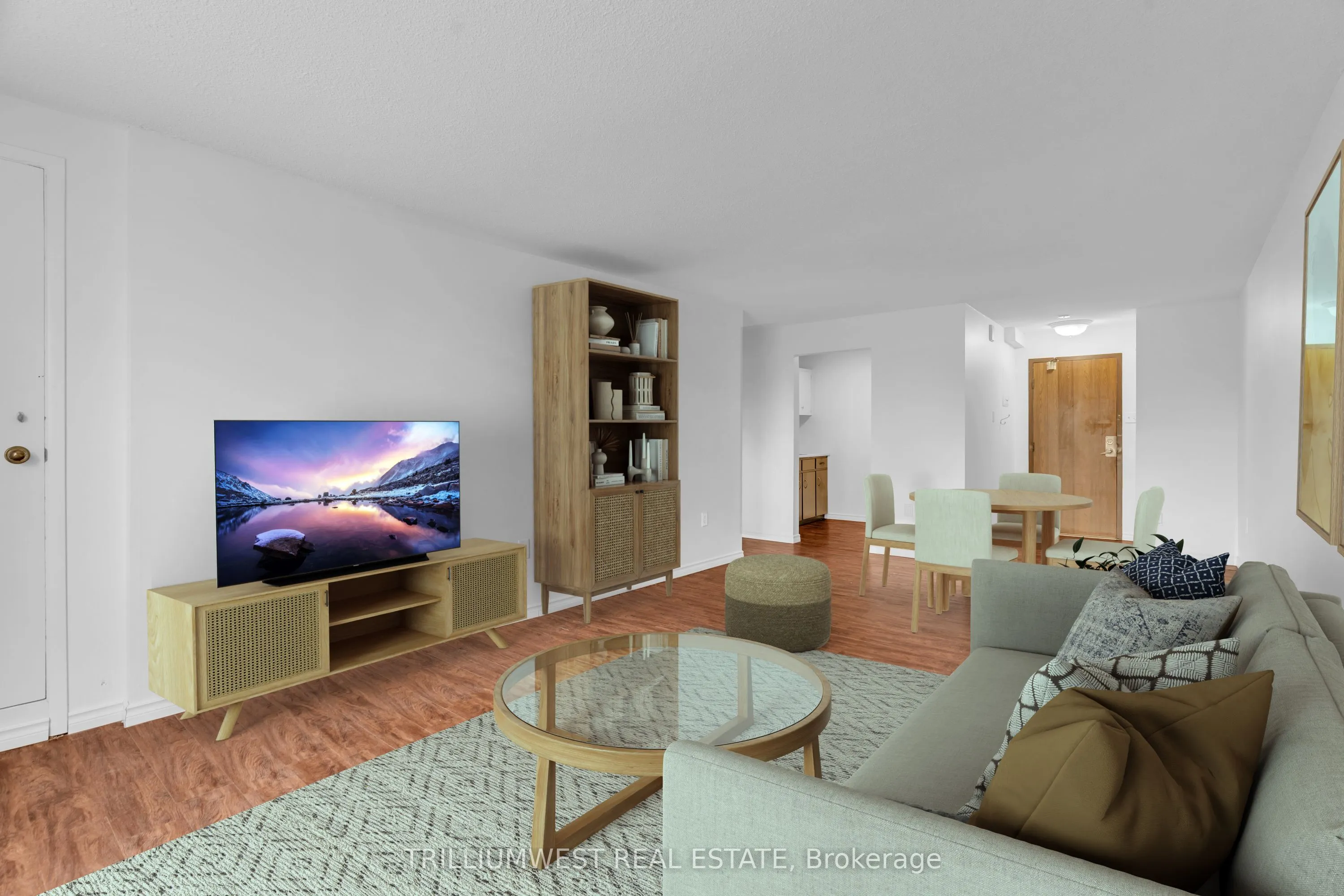 64 Benton Street, #602