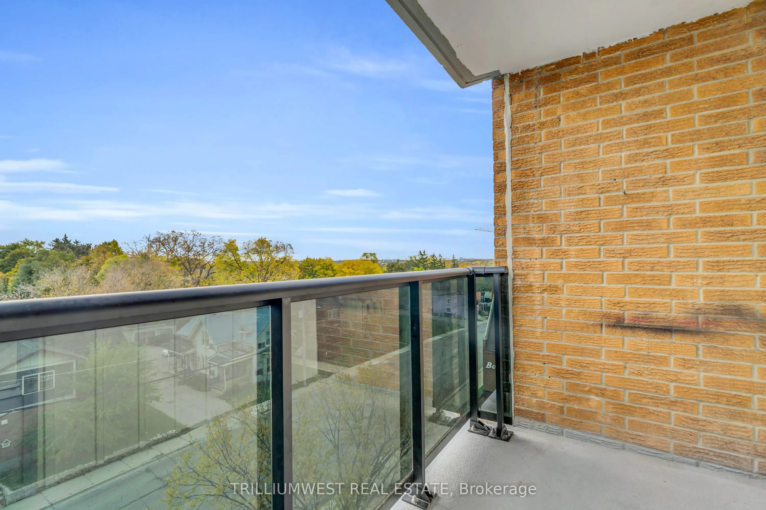 64 Benton Street, #602