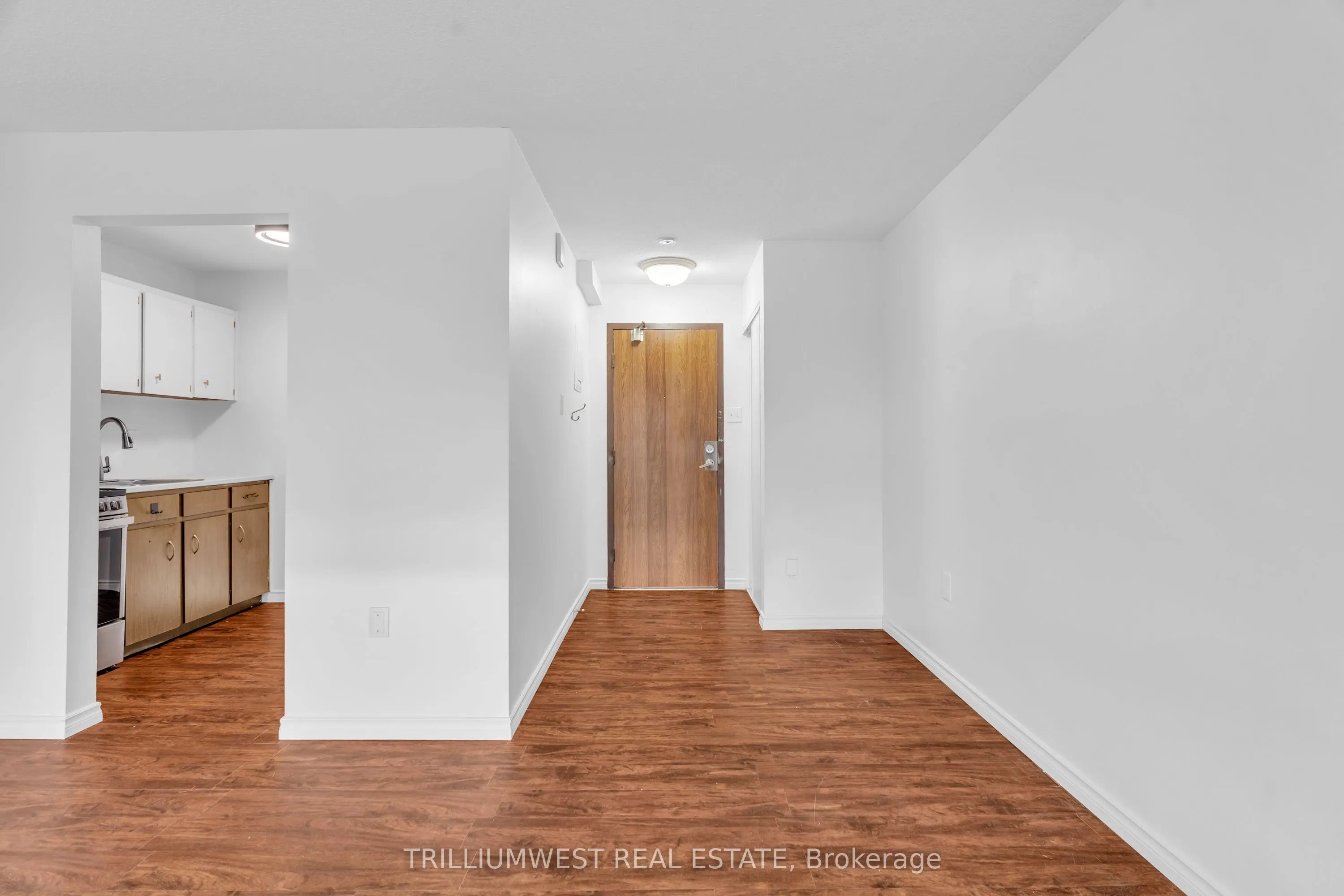 64 Benton Street, #602