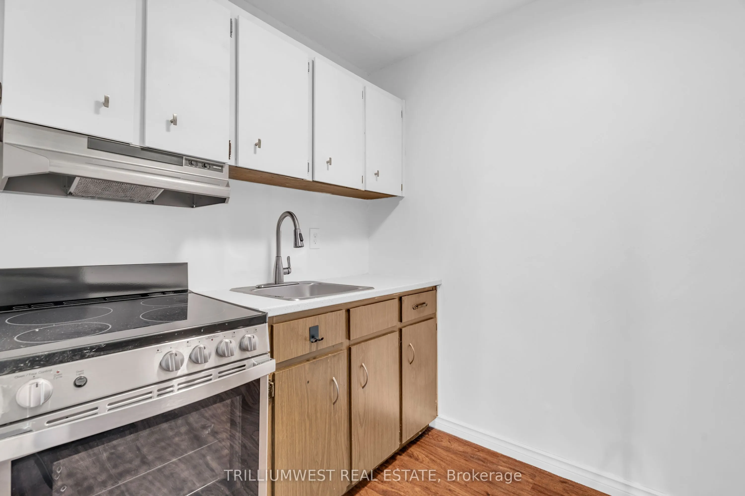 64 Benton Street, #602