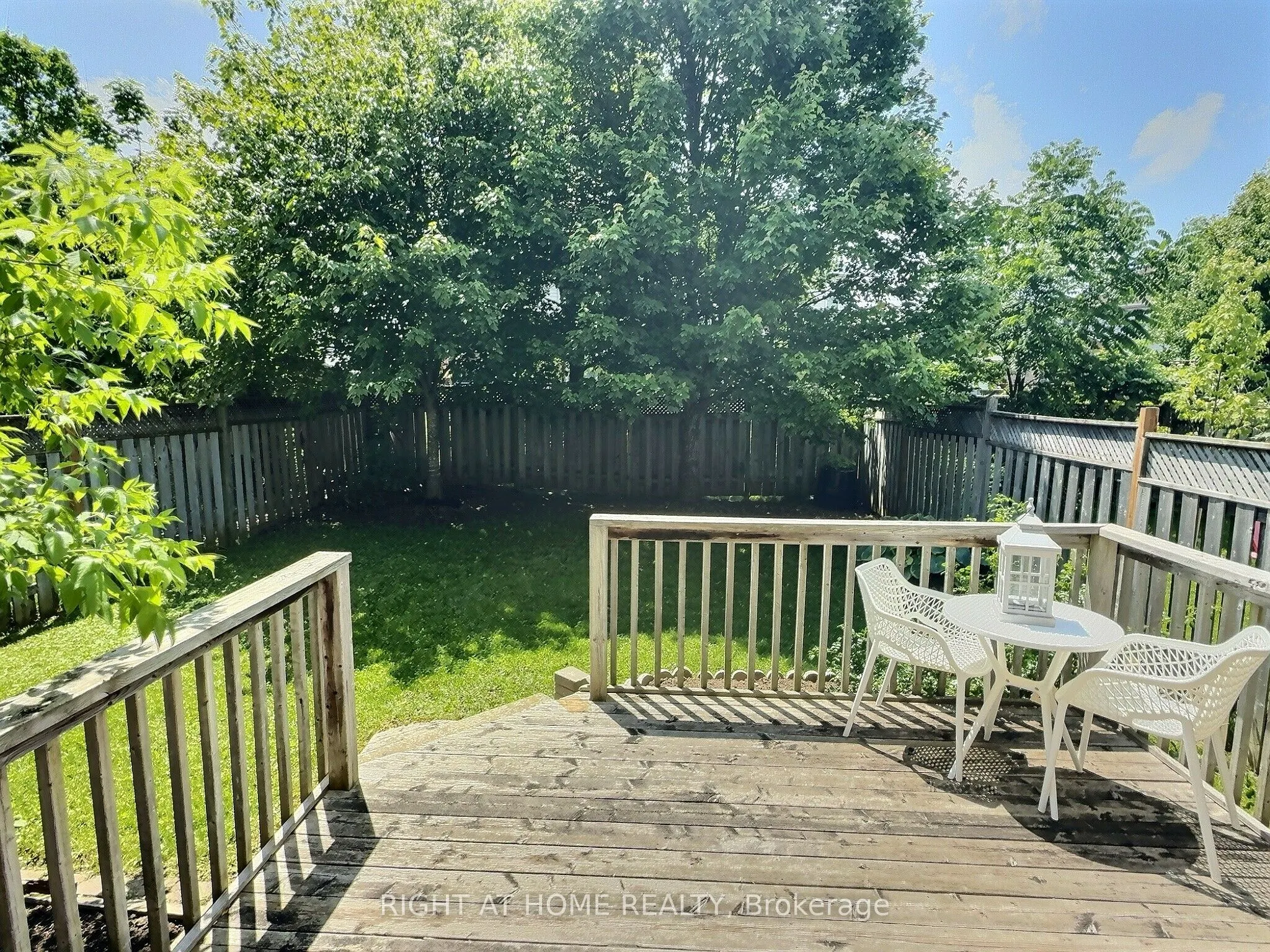 385 Havendale Crescent