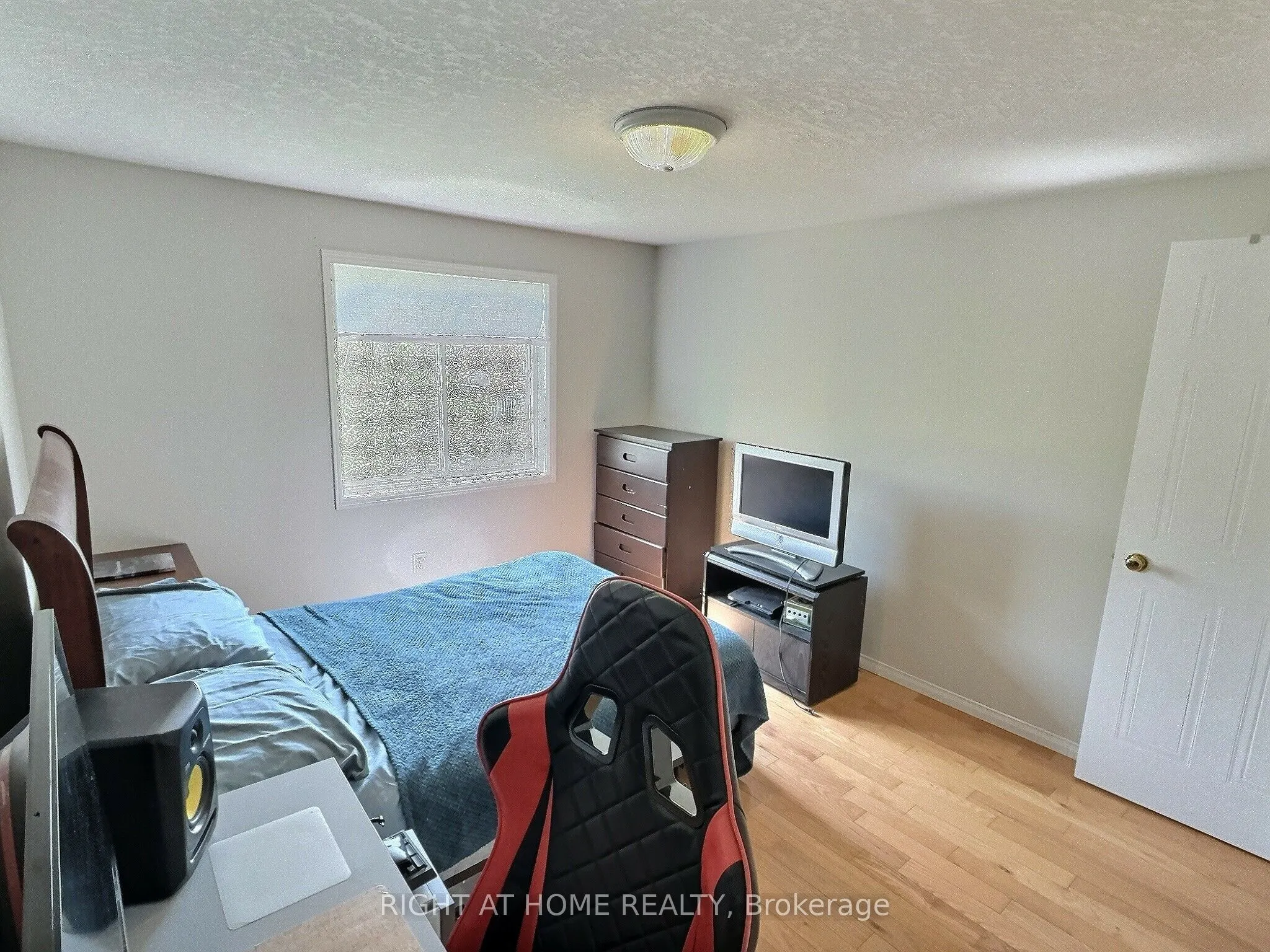 385 Havendale Crescent