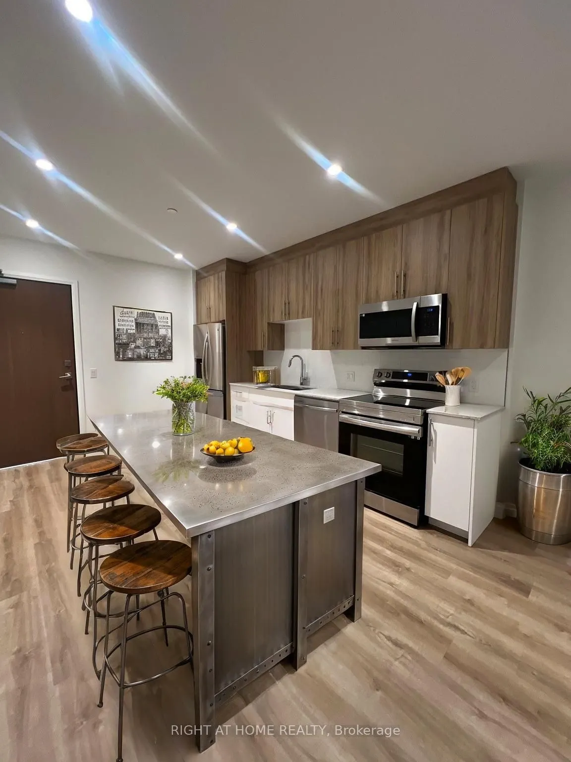 525 New Dundee Road, #414