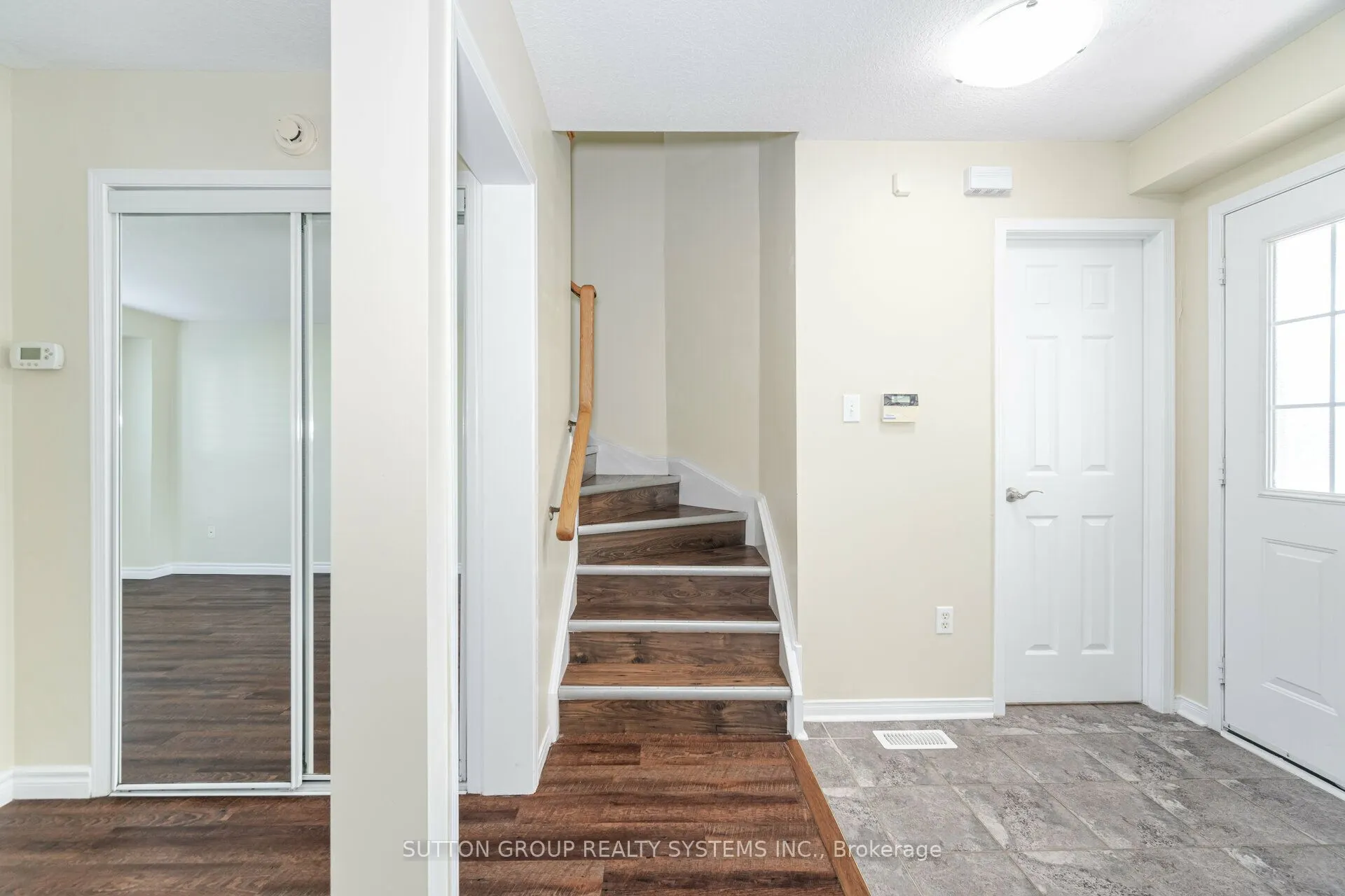 148 Osborn Avenue, #UPPER