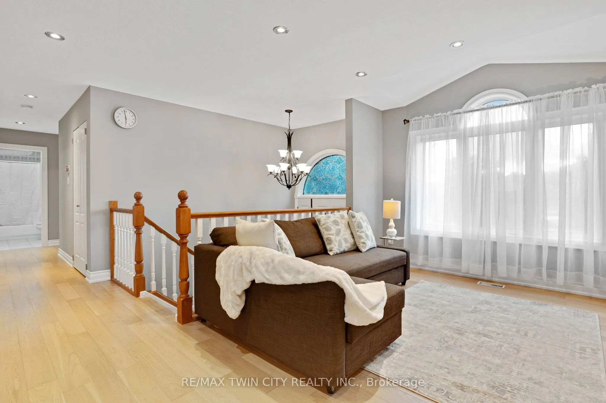 175 Stirling Macgregor Drive