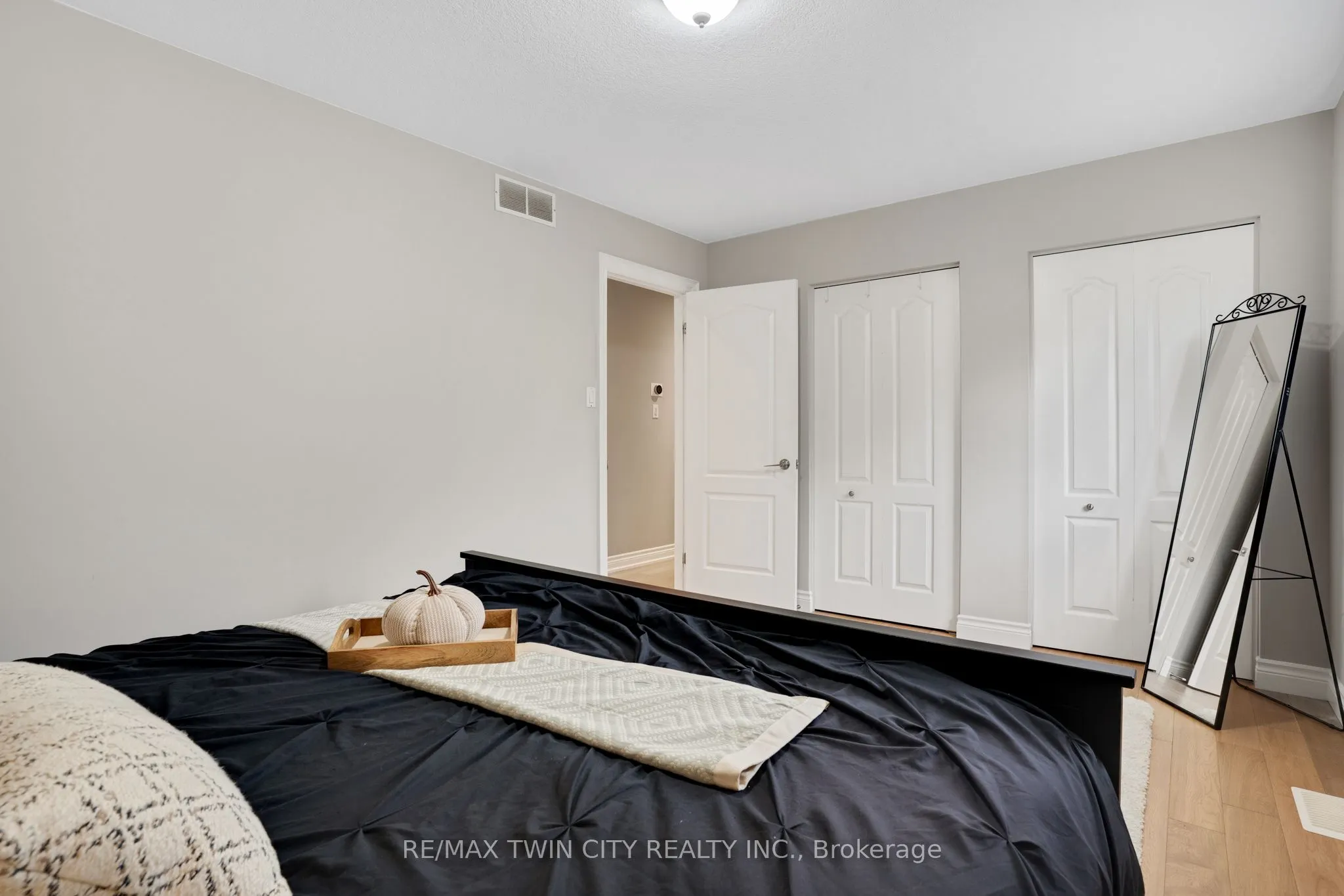 175 Stirling Macgregor Drive