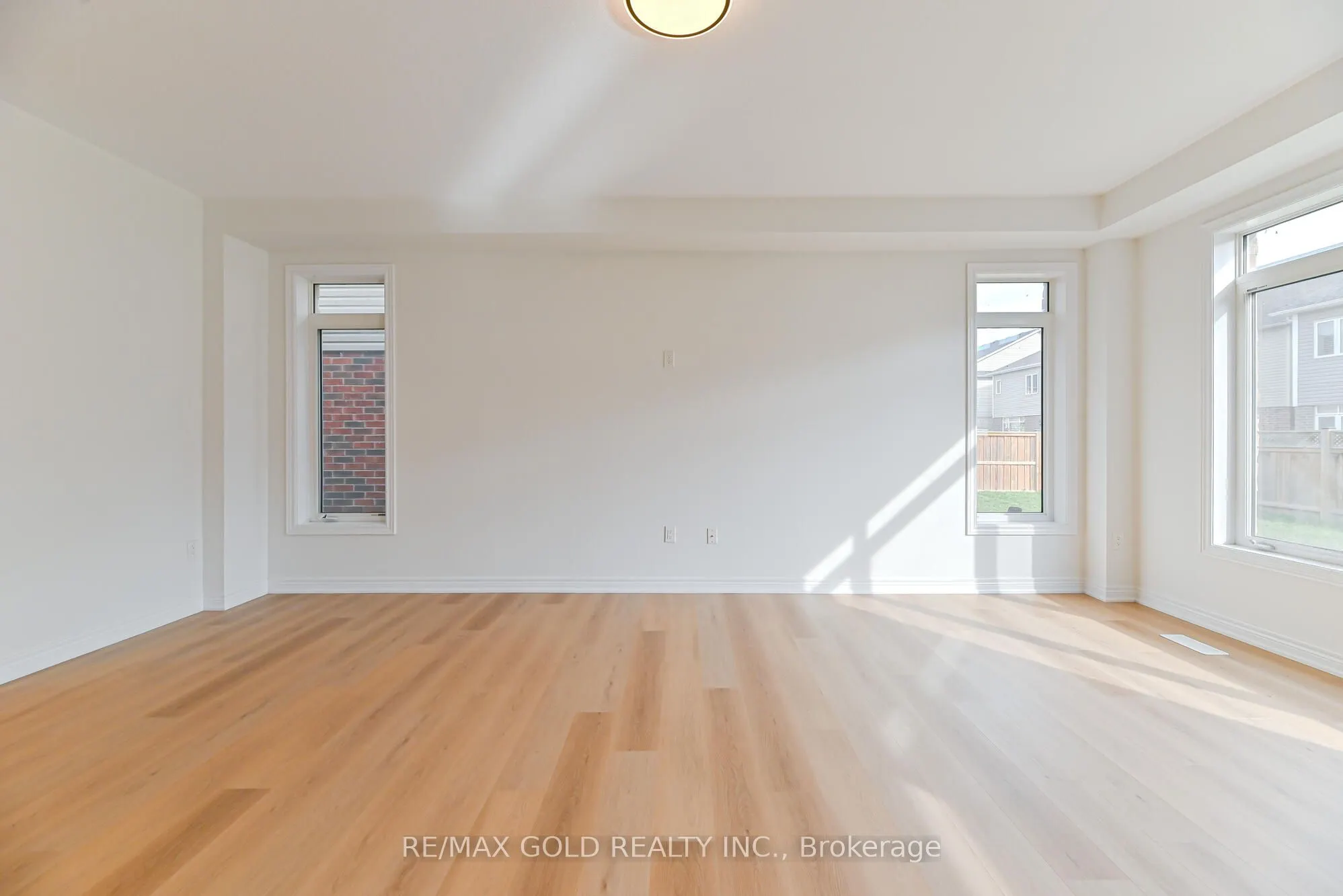 20 Mullholland Avenue