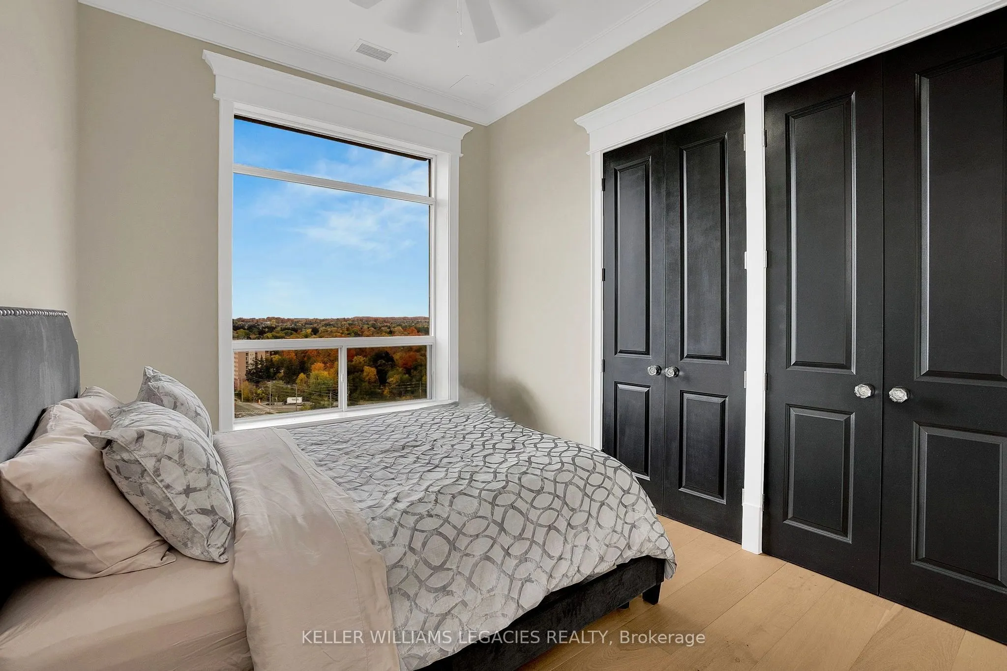 223 Erb Street W, #1202