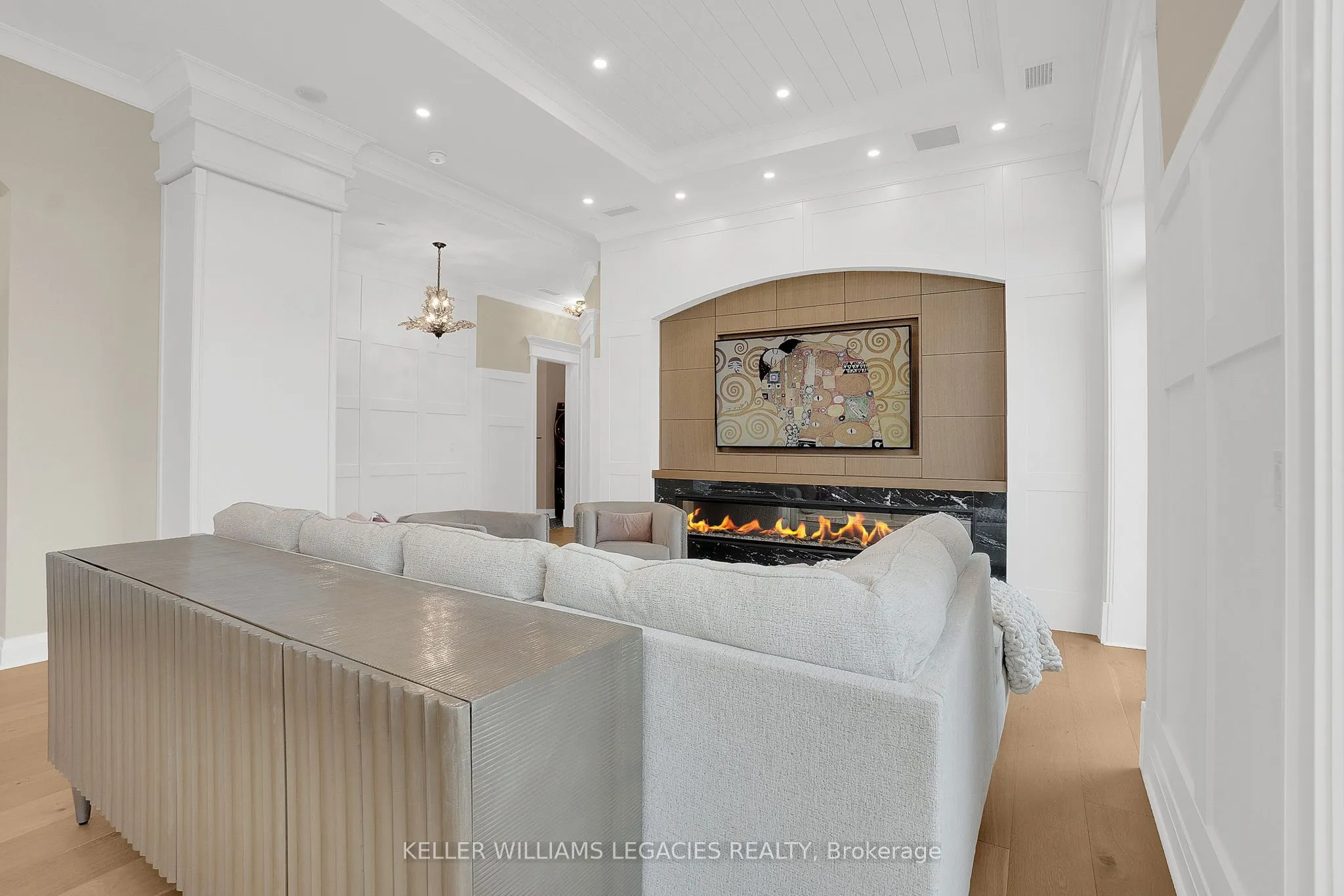 223 Erb Street W, #1202