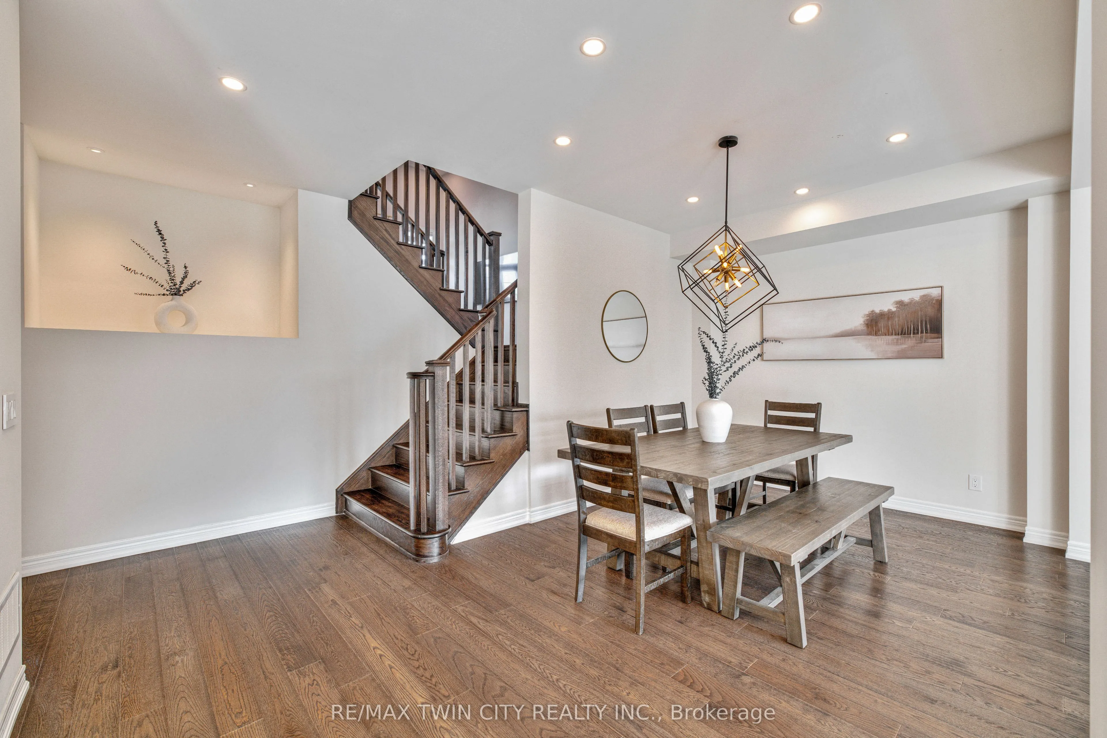 110 Haldimand Street