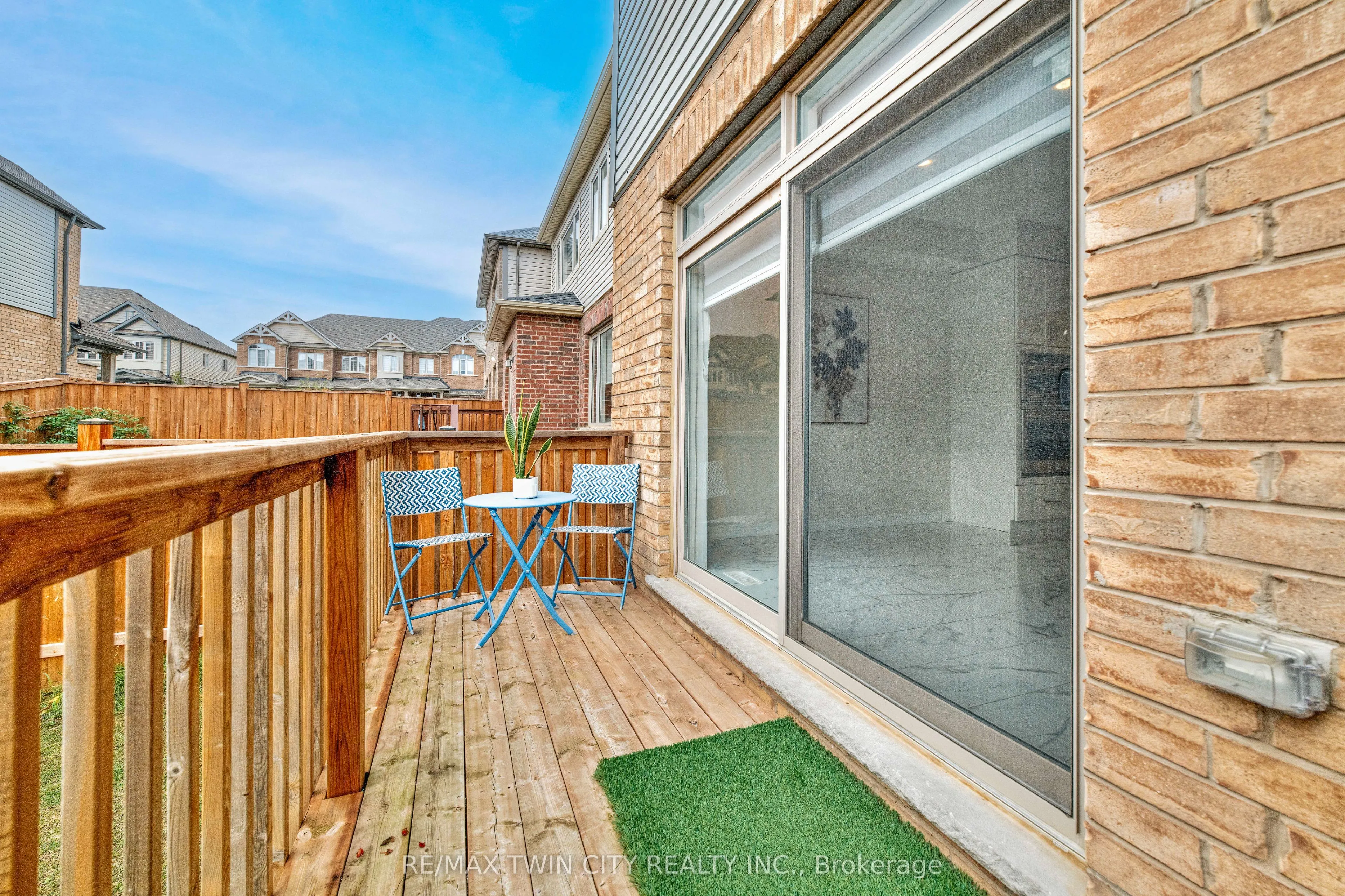 110 Haldimand Street