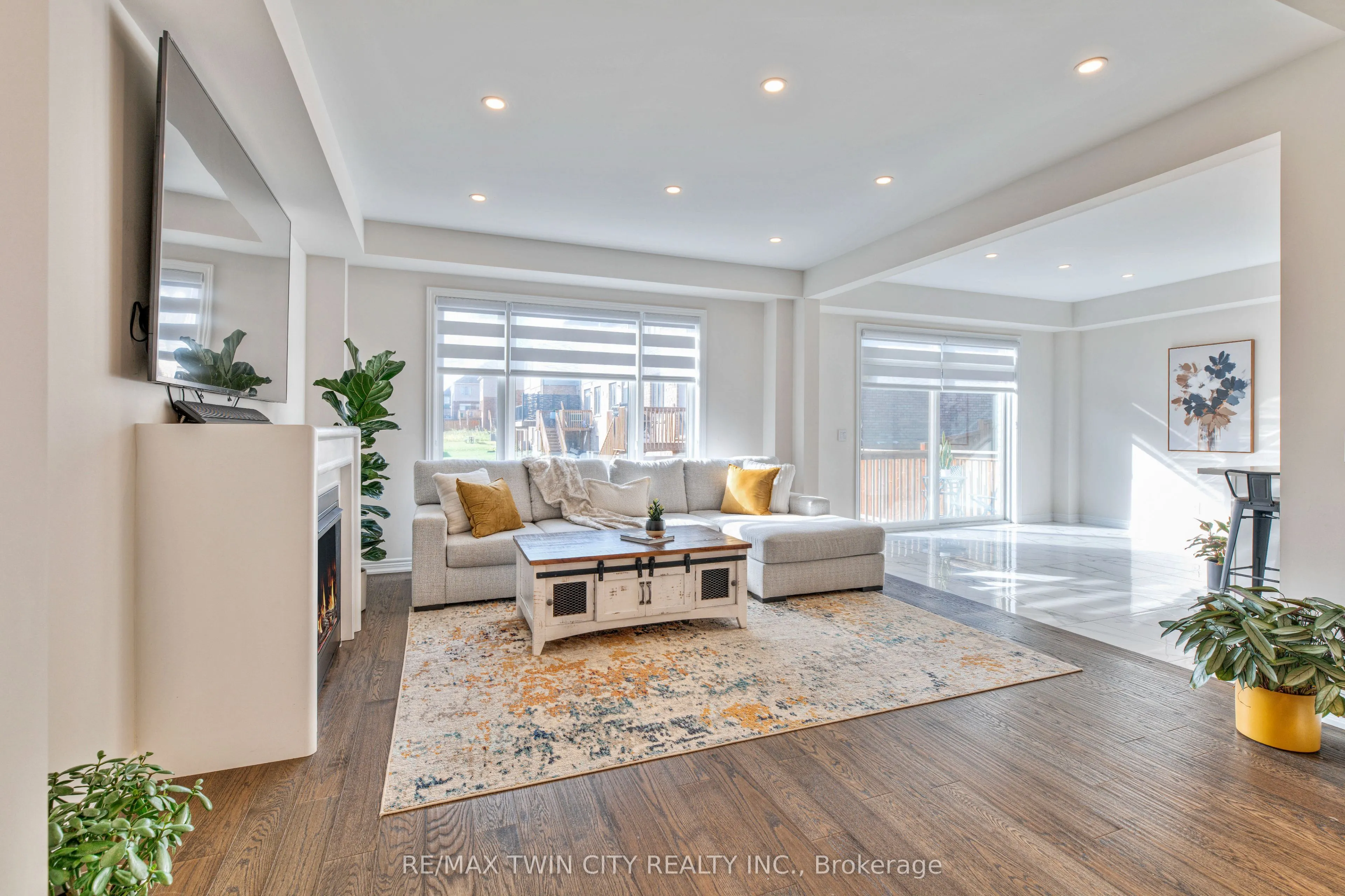 110 Haldimand Street