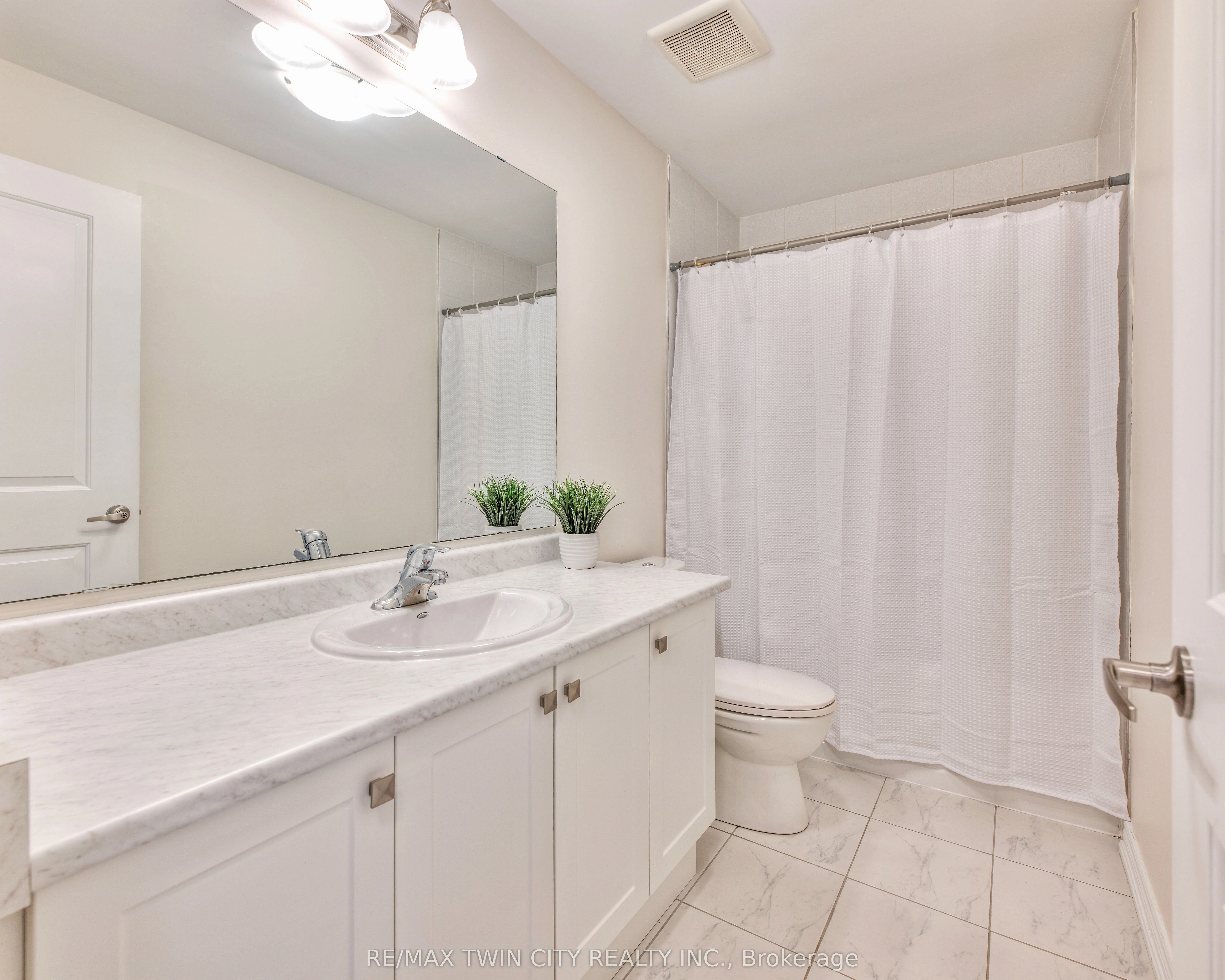 110 Haldimand Street