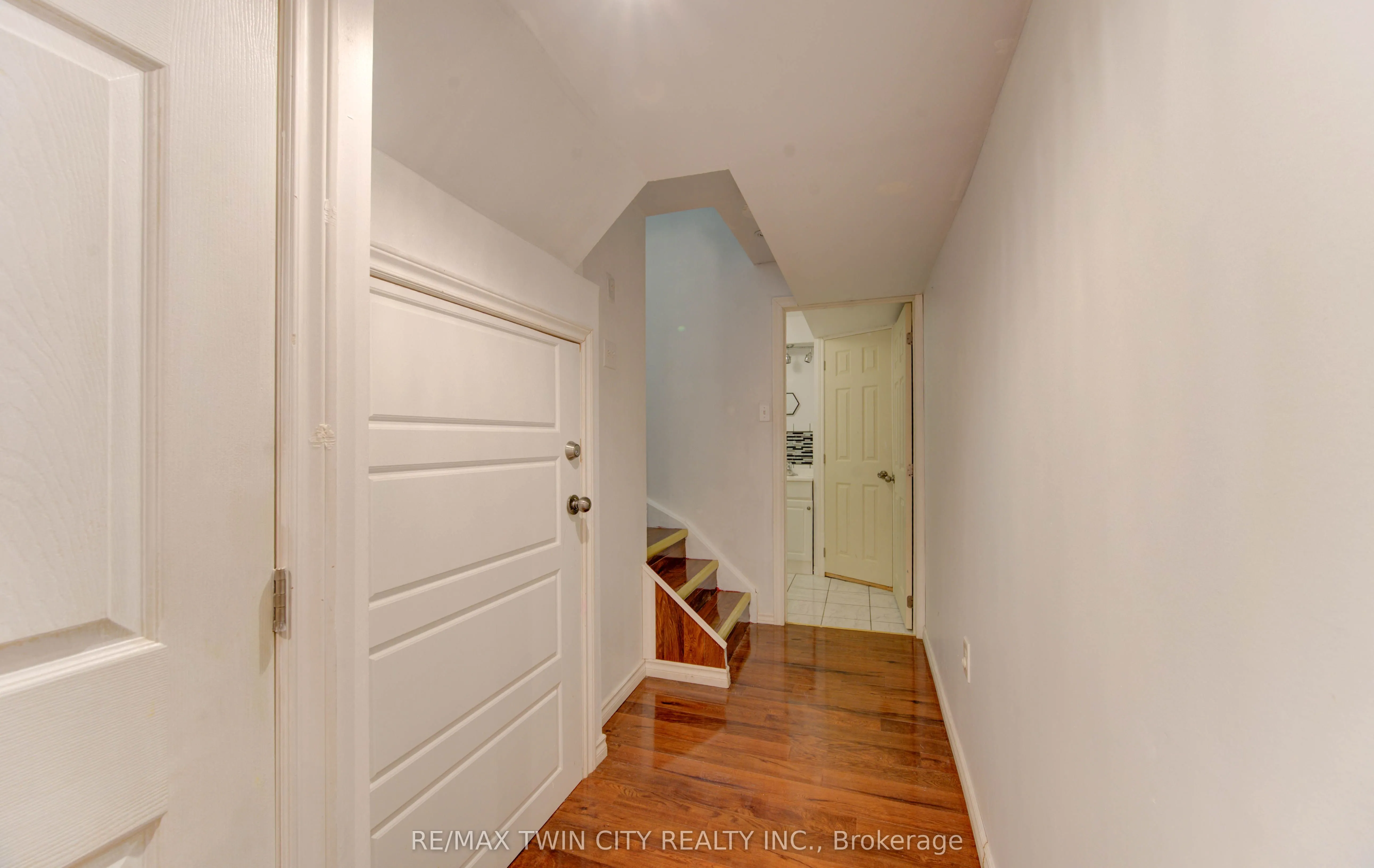 82 Trowbridge Street