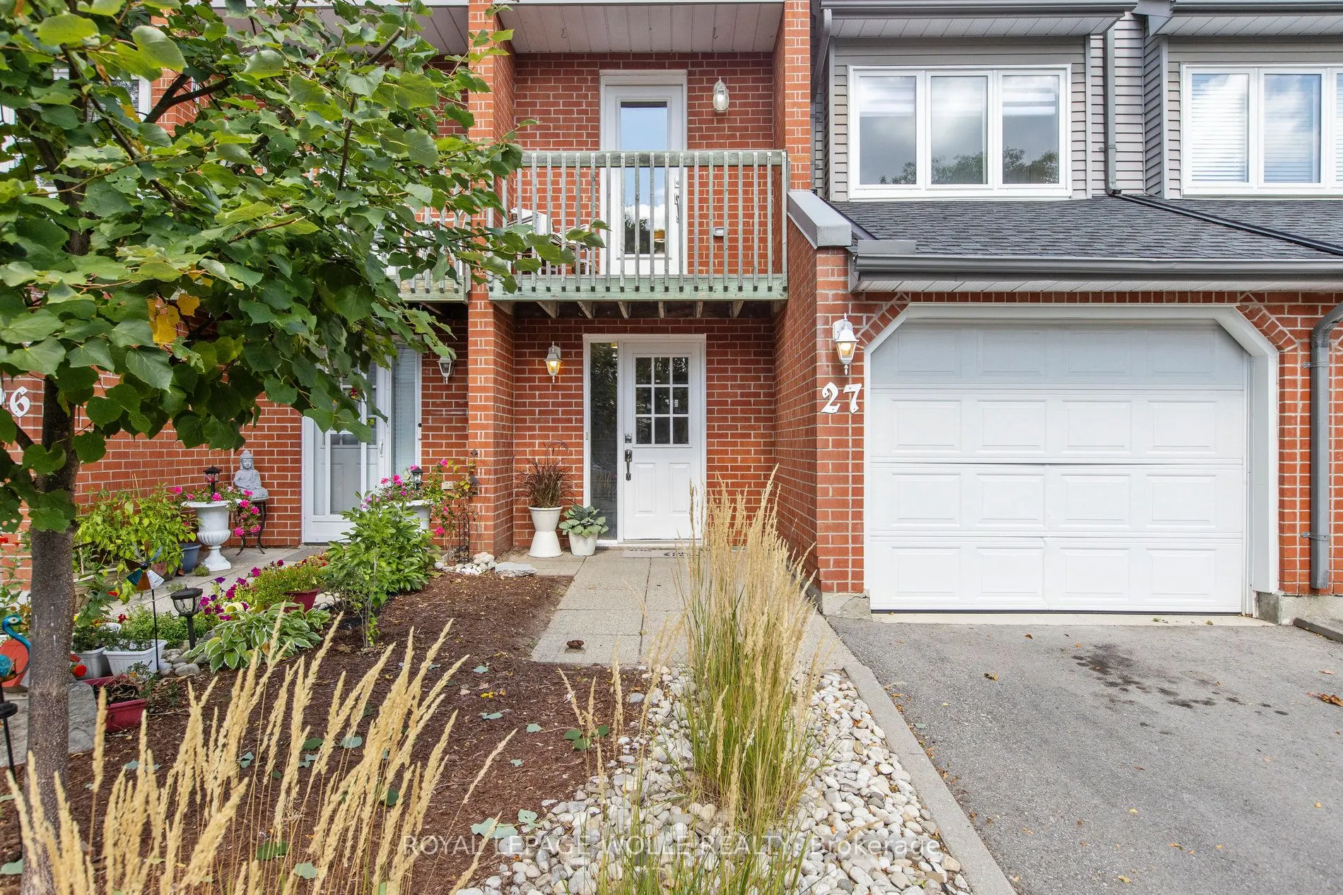 89 Woolwich Street, #27