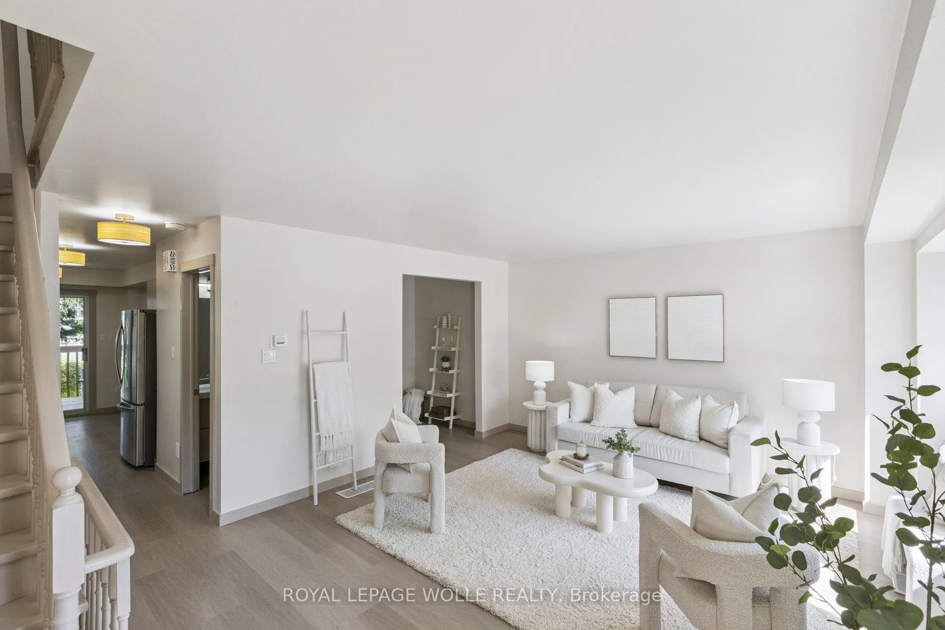 89 Woolwich Street, #27