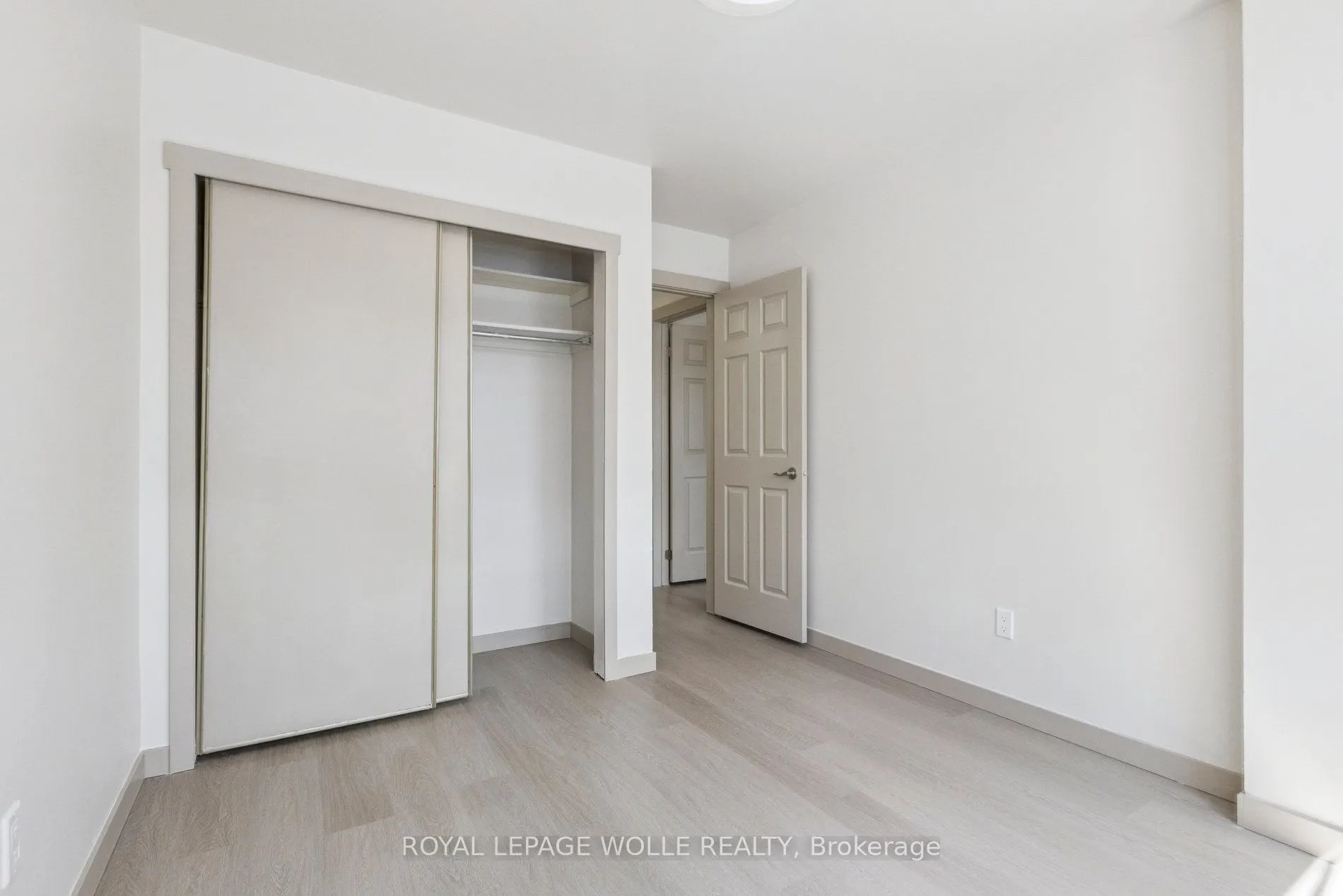 89 Woolwich Street, #27