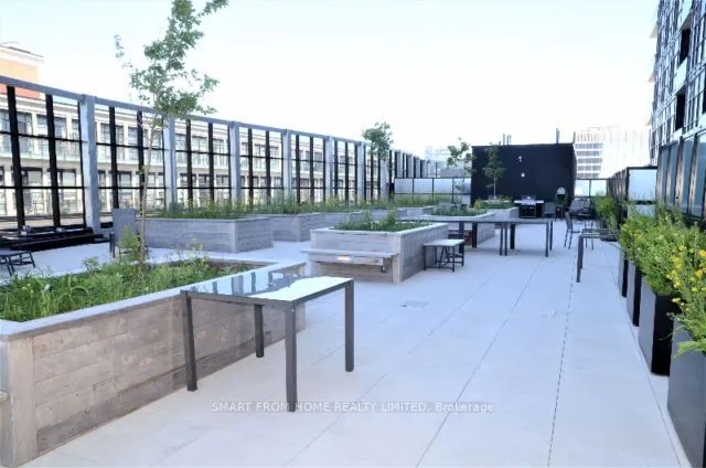 1 VICTORIA Street, #210