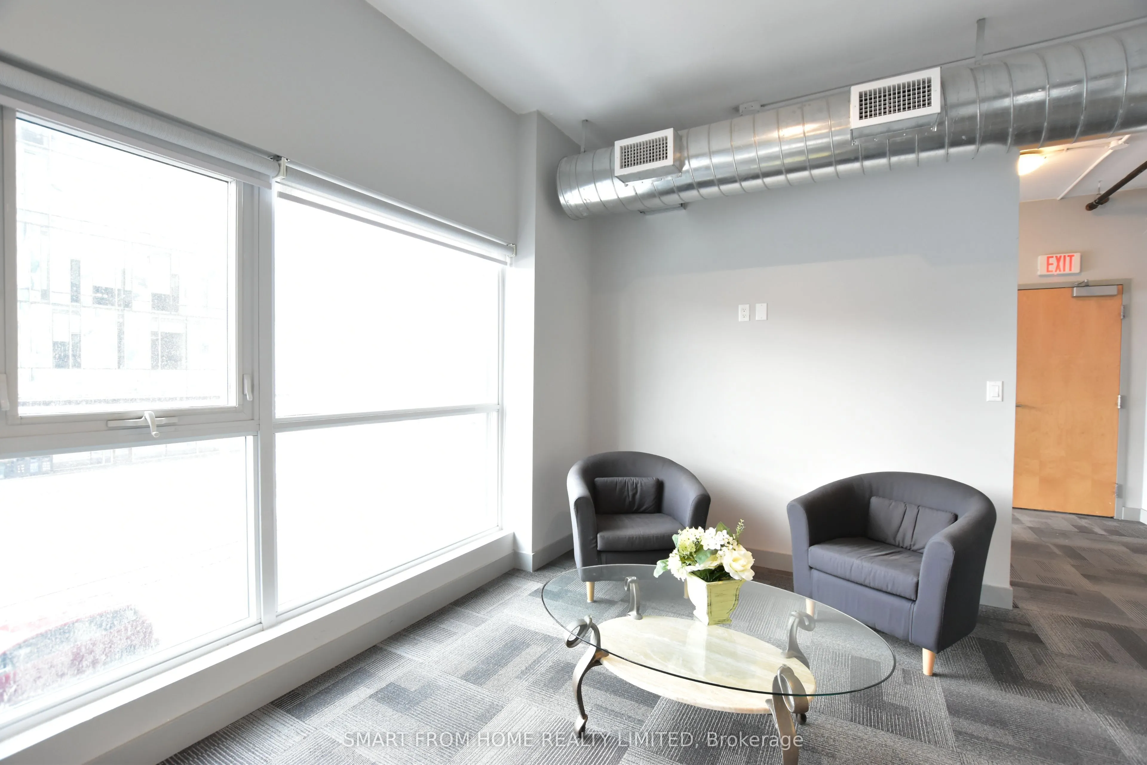 1 VICTORIA Street, #210