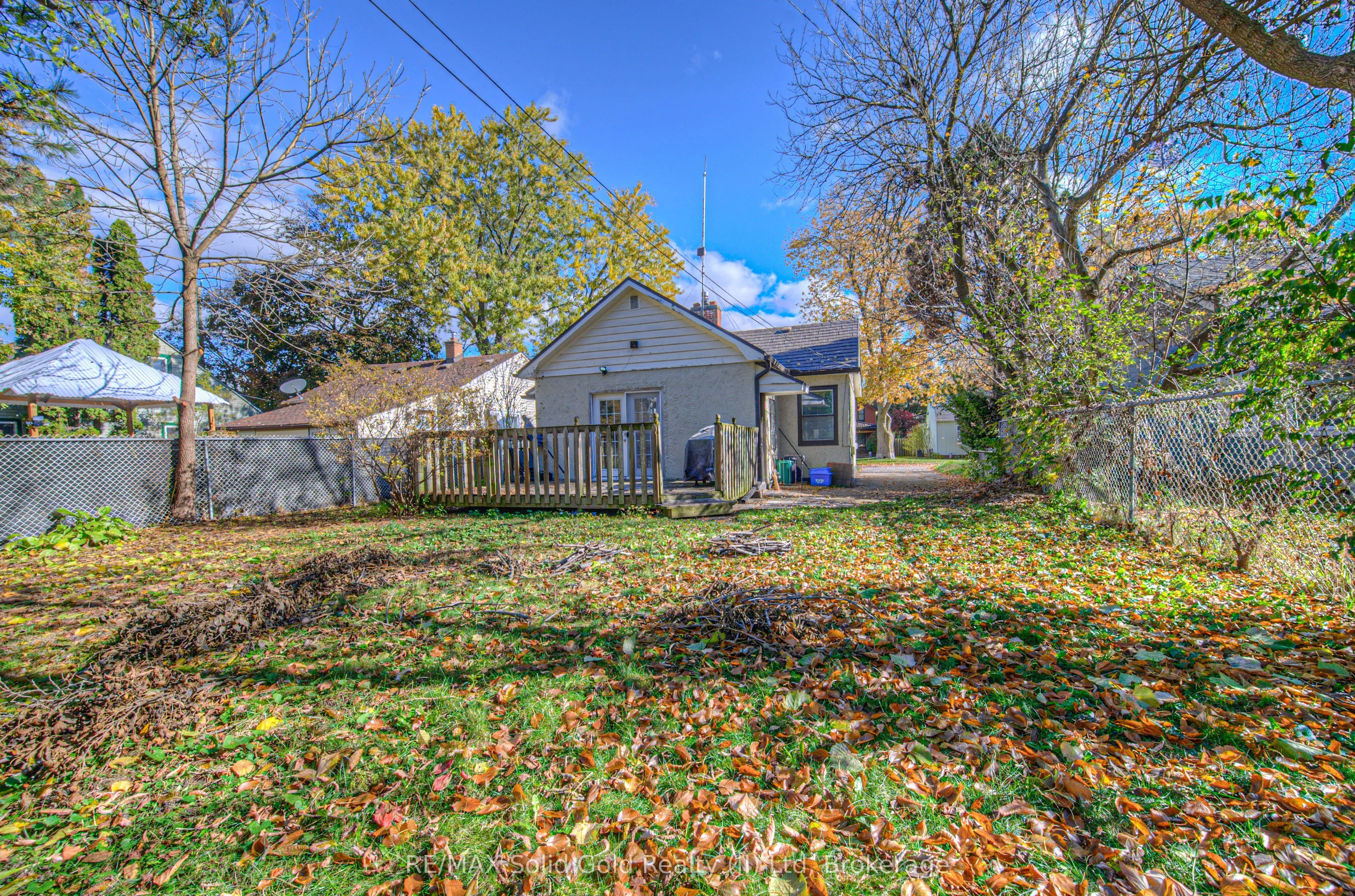 220 Schlueter Street