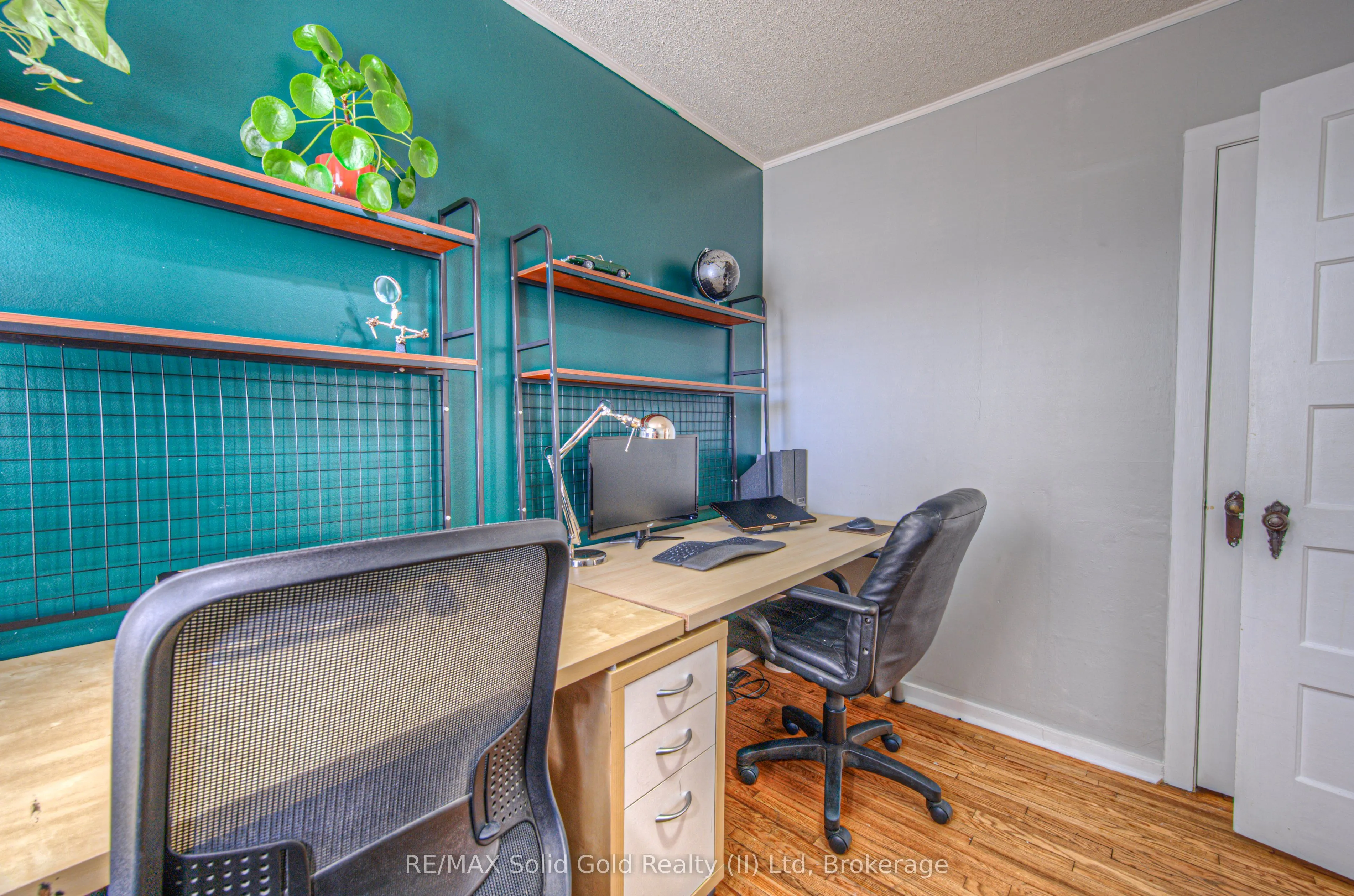 220 Schlueter Street