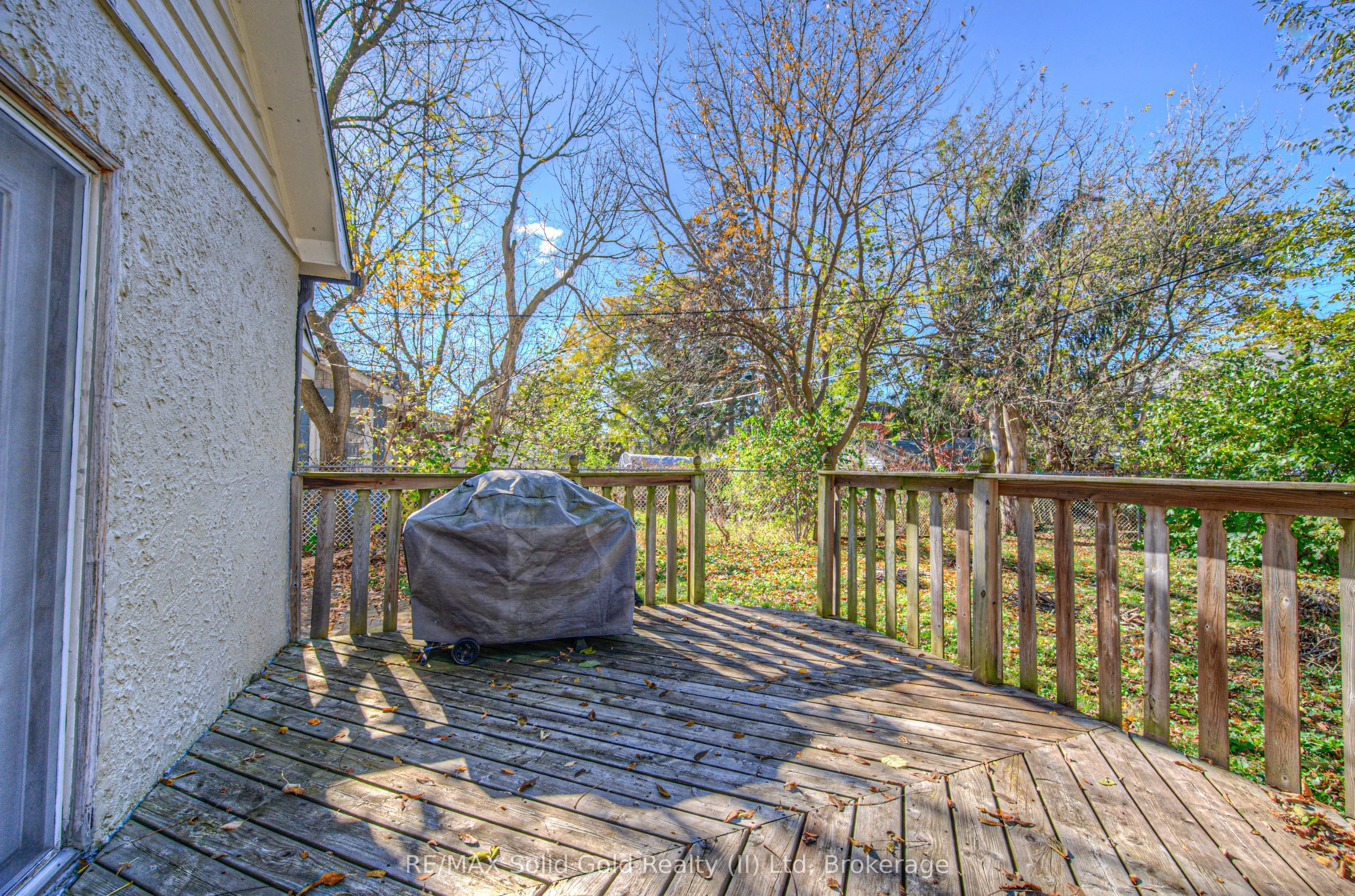 220 Schlueter Street