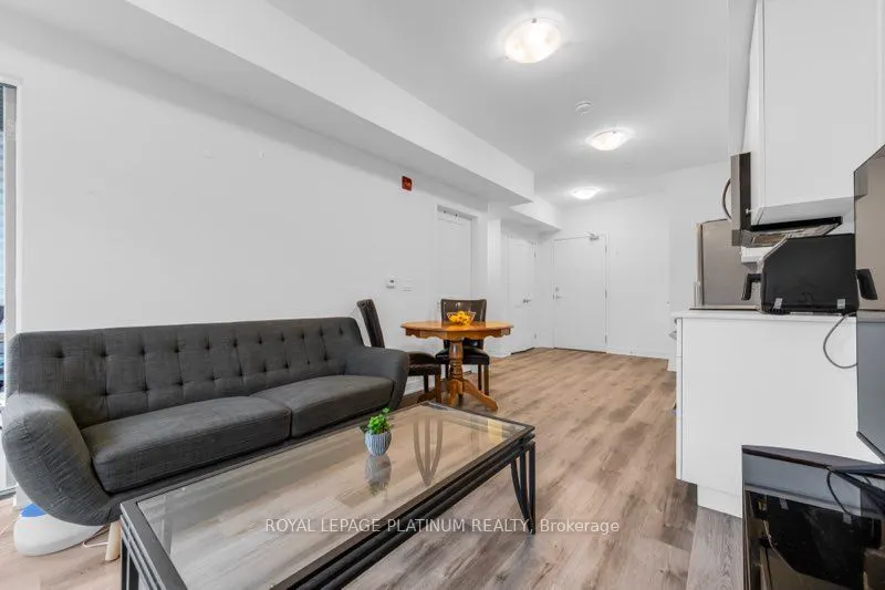 110 Fergus Avenue, #201