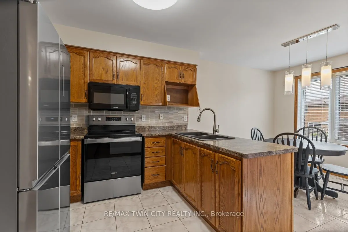 83 Hazelwood Crescent