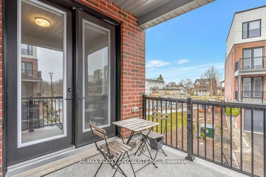 99 Roger Street, #21