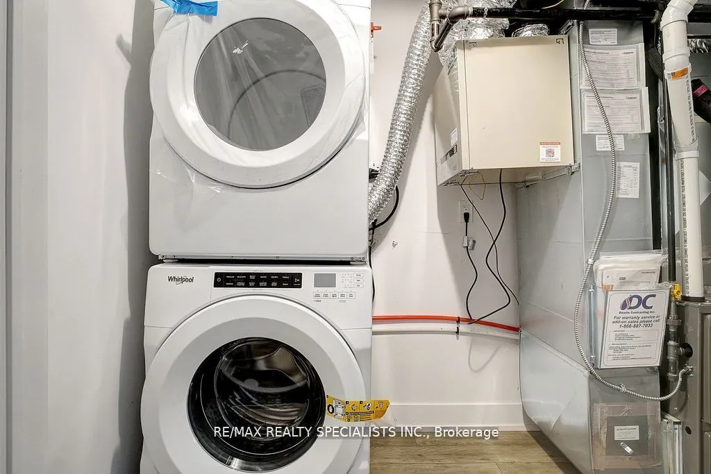 99 Roger Street, #21