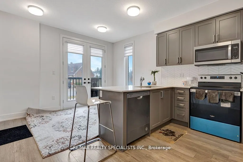 99 Roger Street, #21