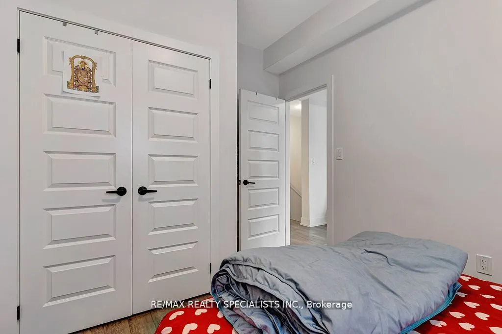 99 Roger Street, #21