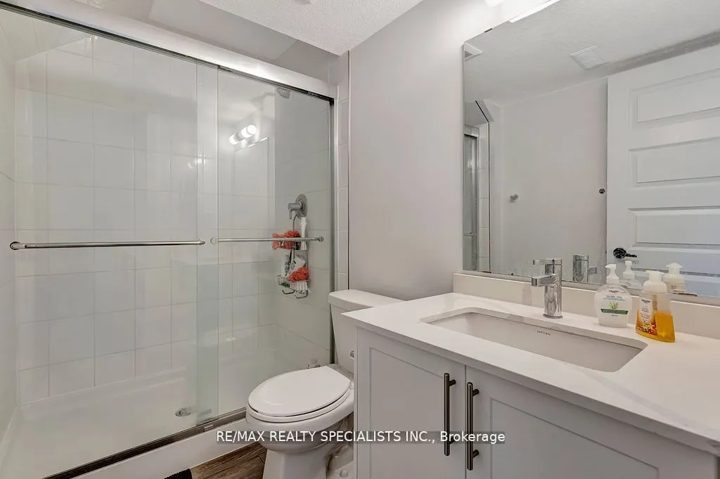 99 Roger Street, #21