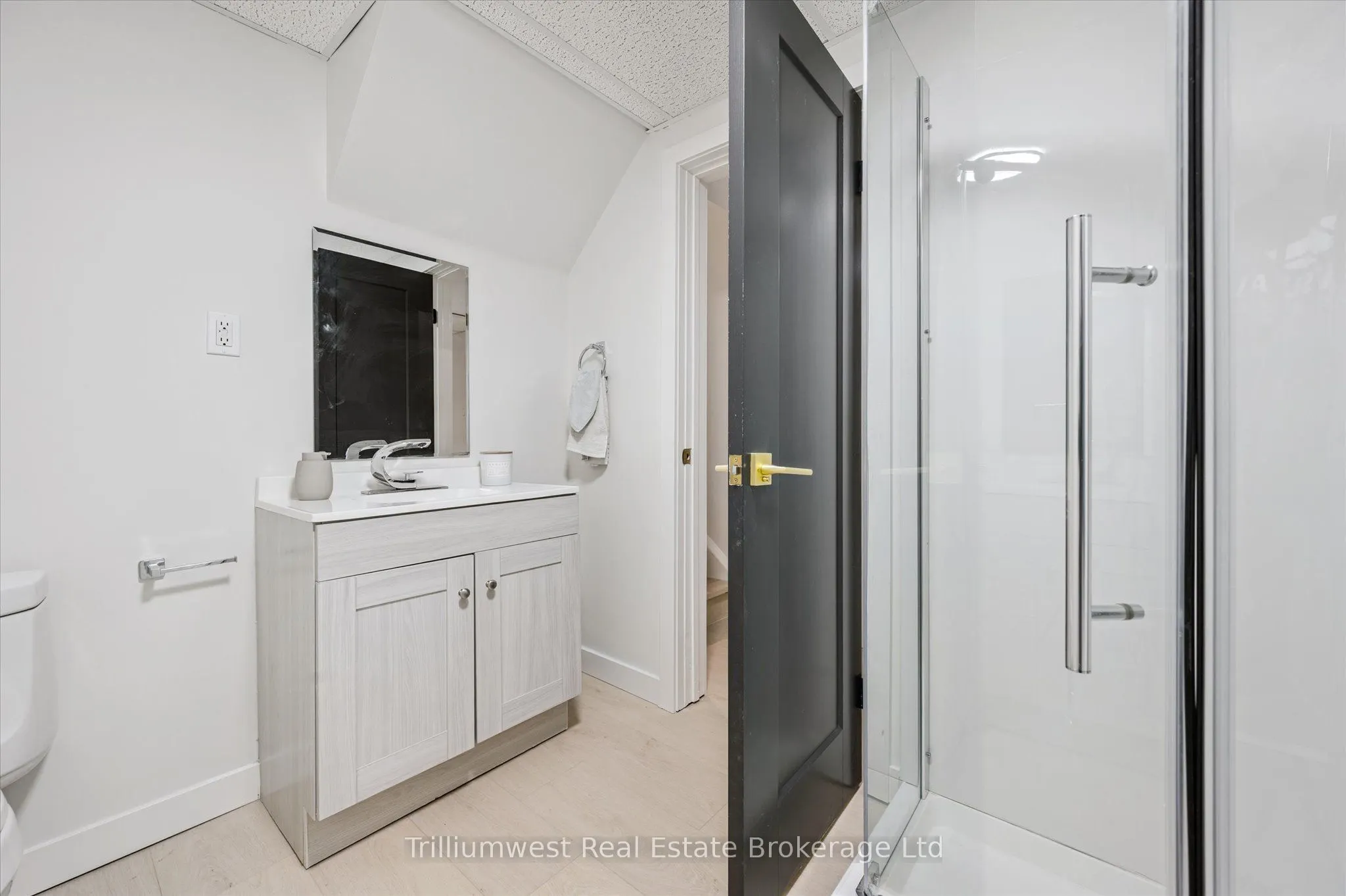 459 Drummerhill Crescent