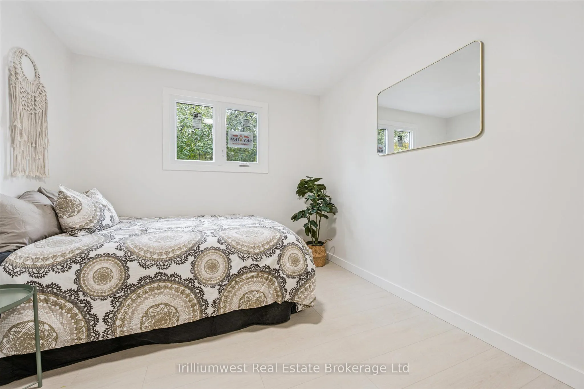 459 Drummerhill Crescent