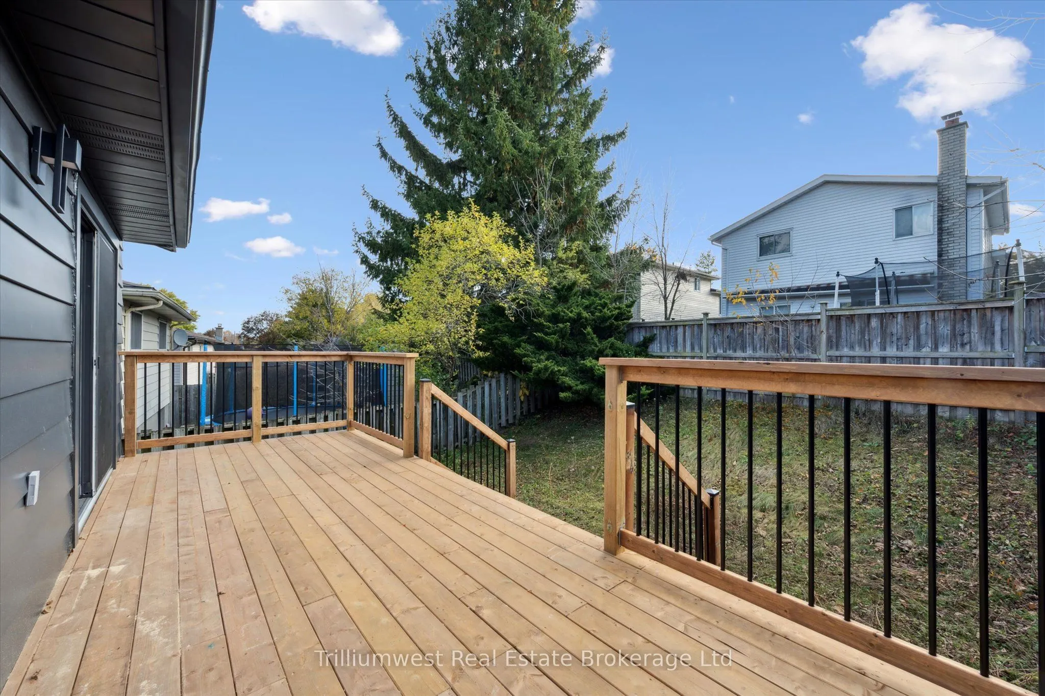 459 Drummerhill Crescent