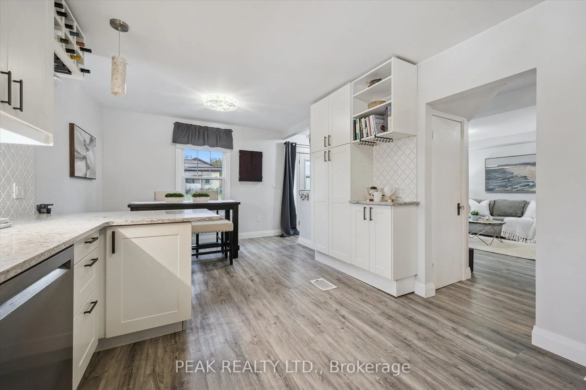 145 Bridgeport Road E