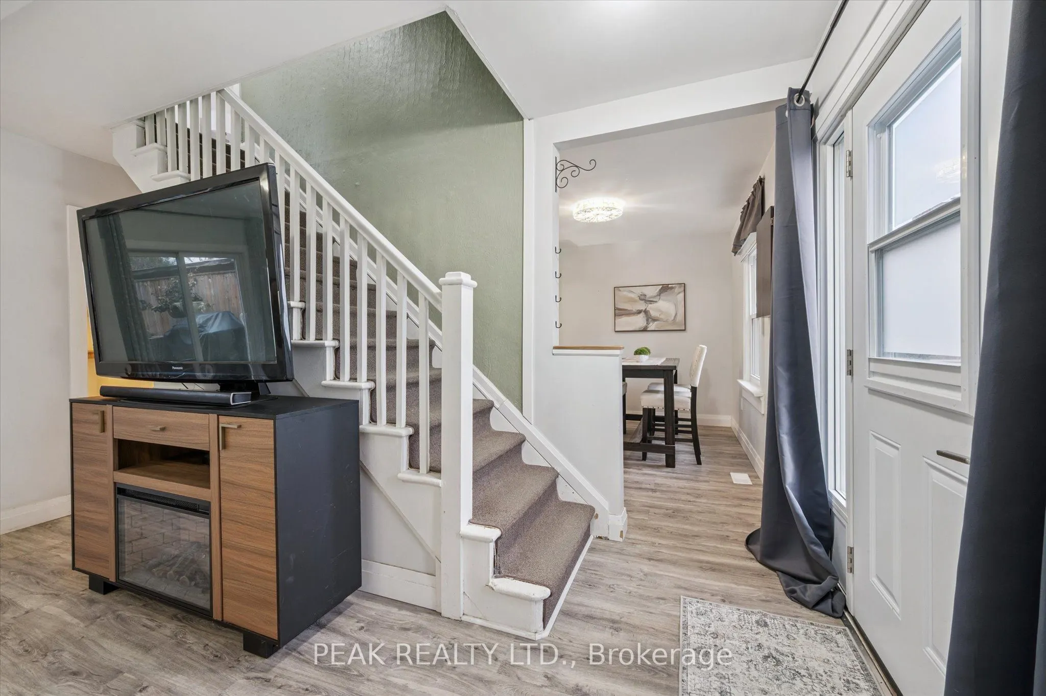 145 Bridgeport Road E