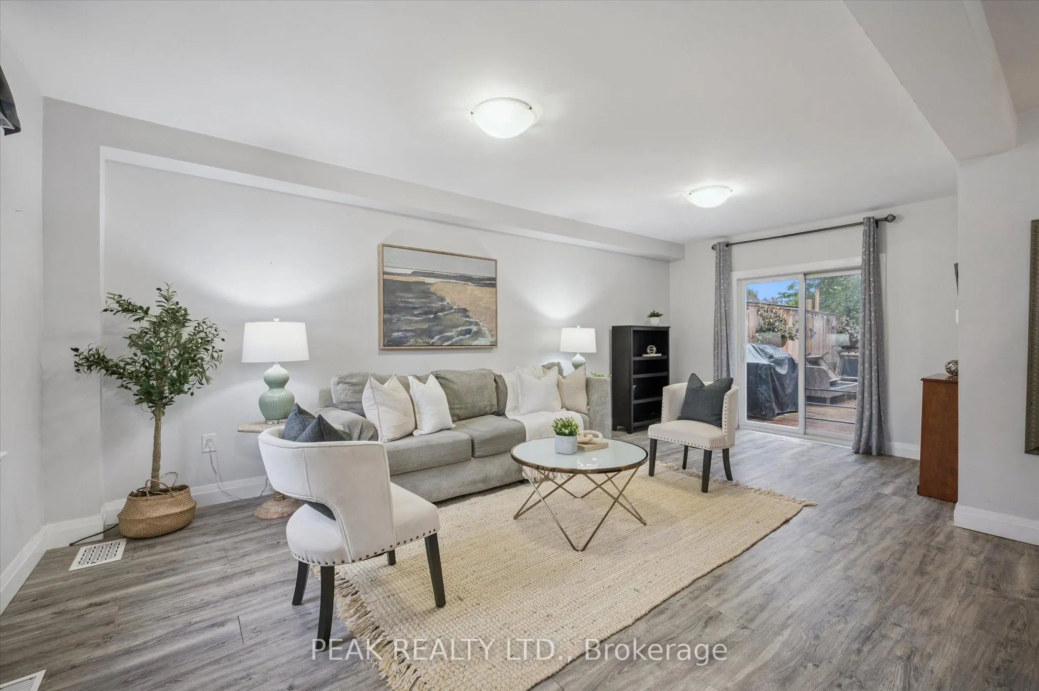 145 Bridgeport Road E