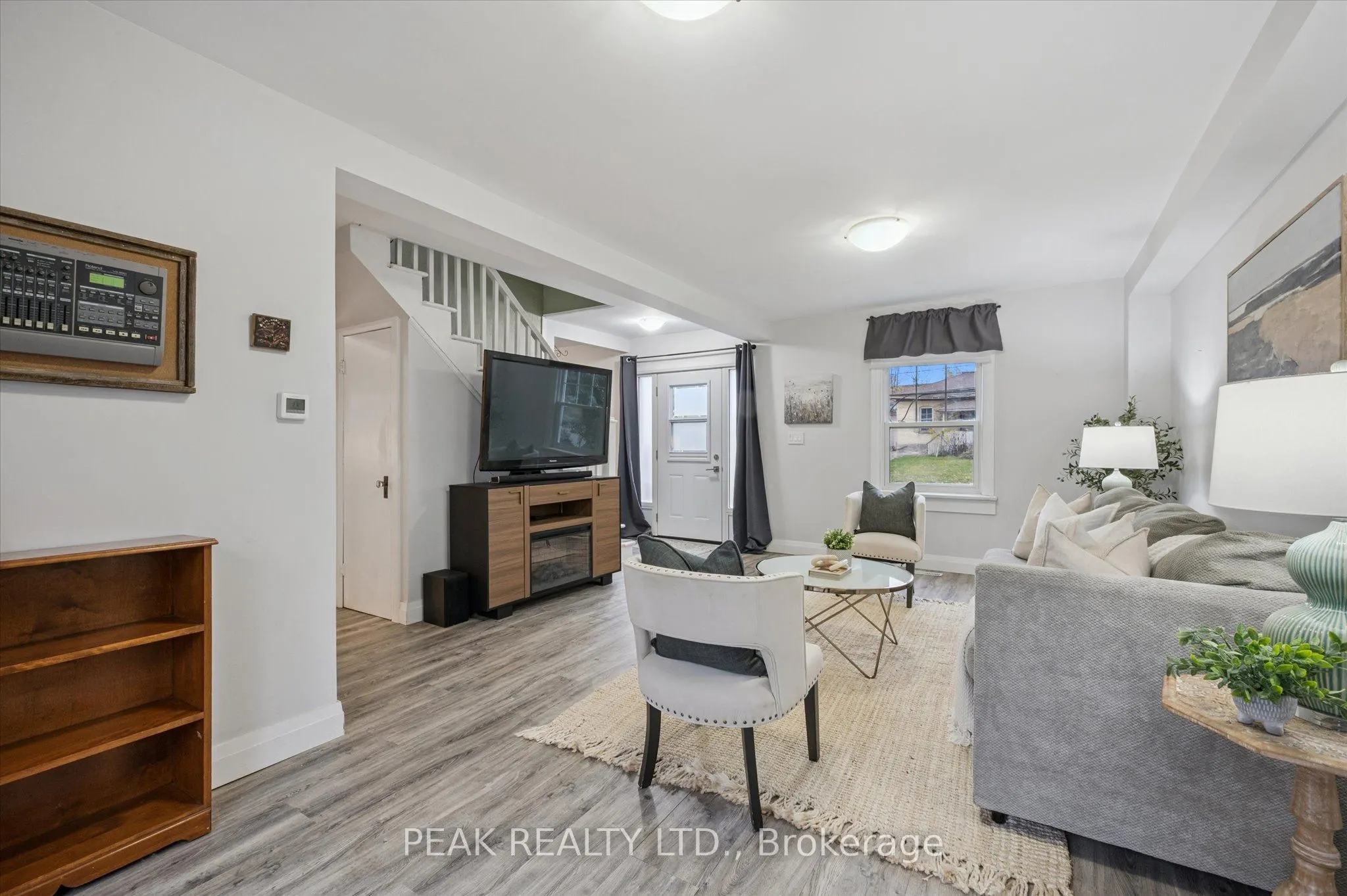 145 Bridgeport Road E