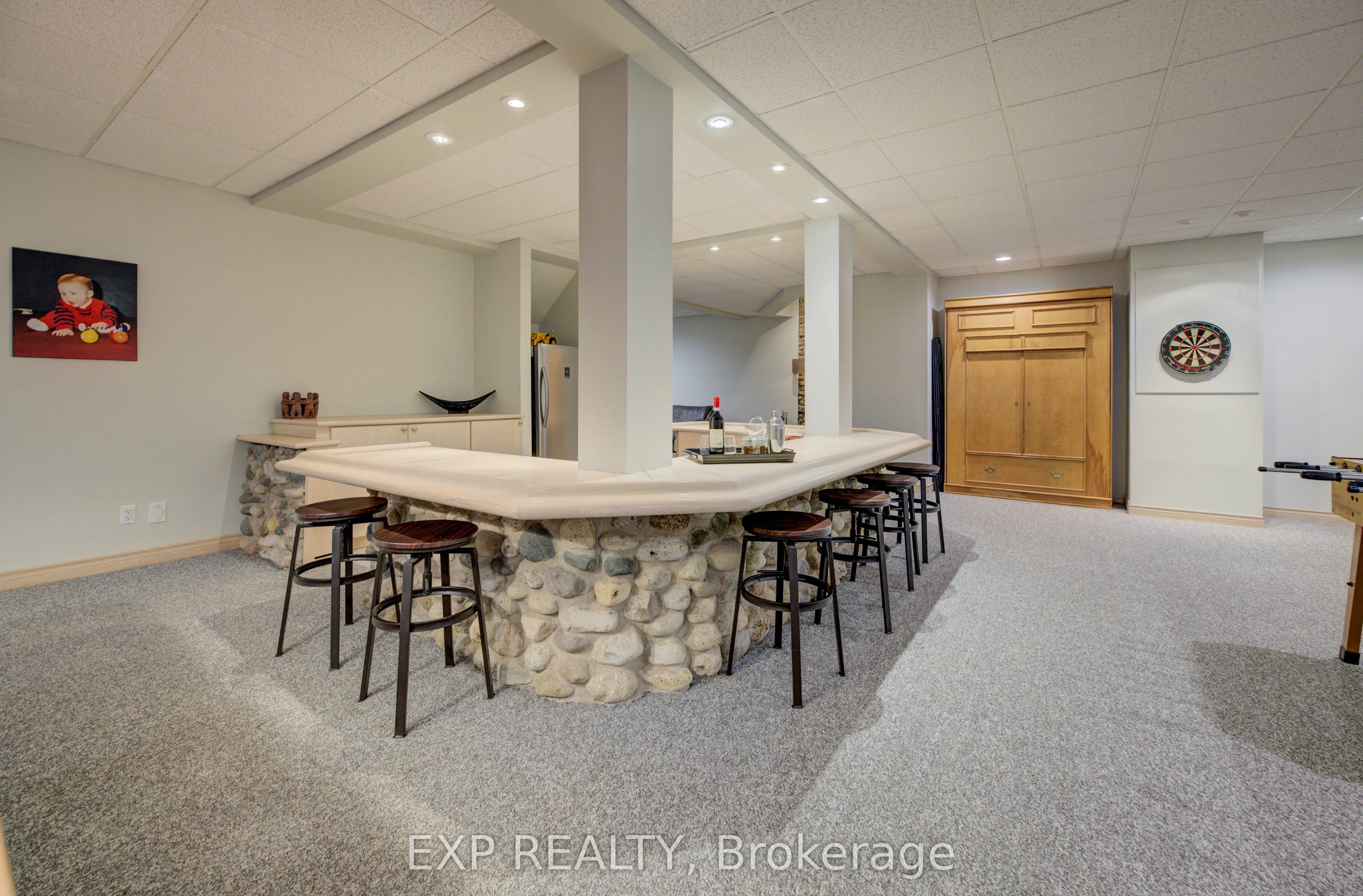 28 Musselman Crescent