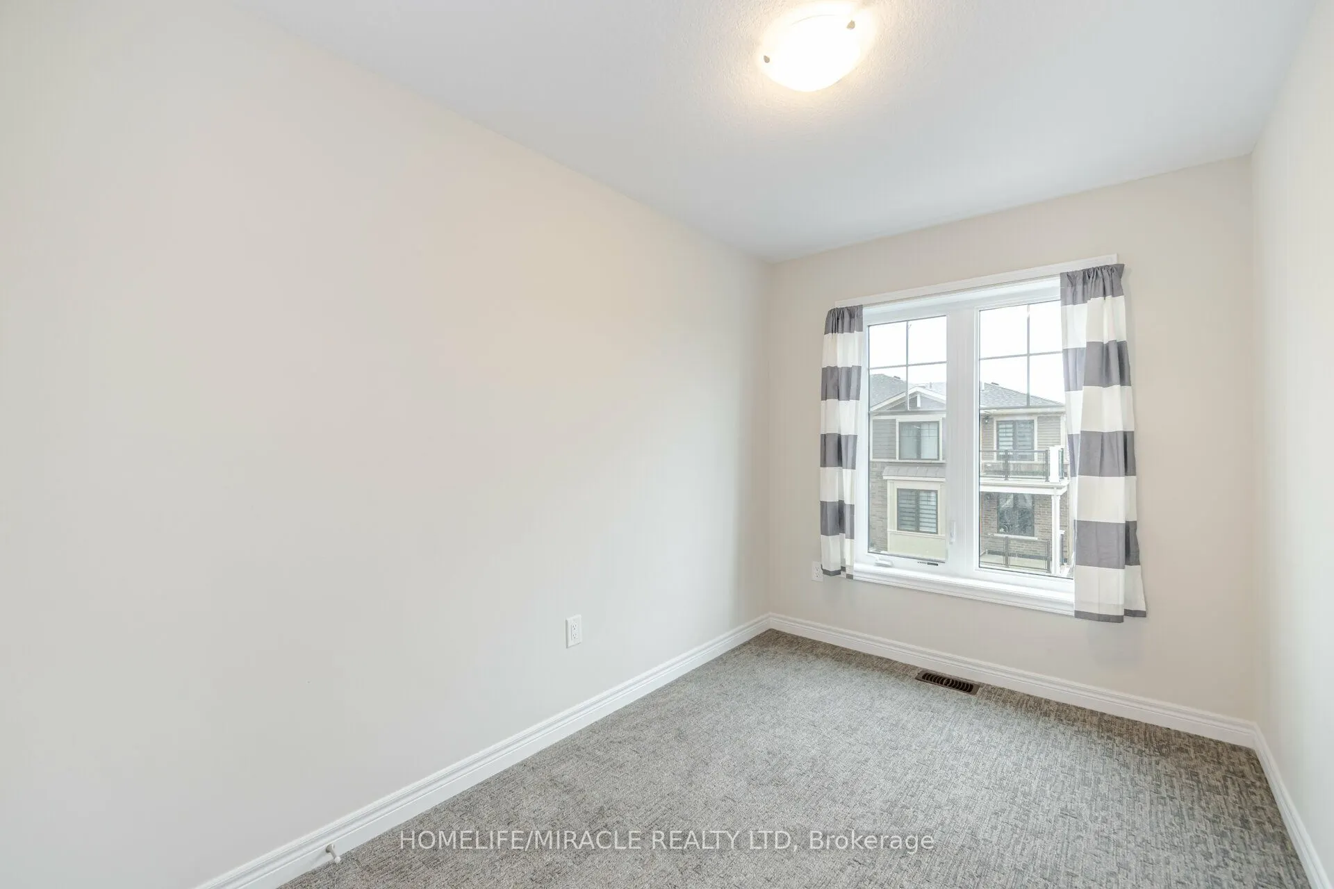 10 Birmingham Drive E, #70