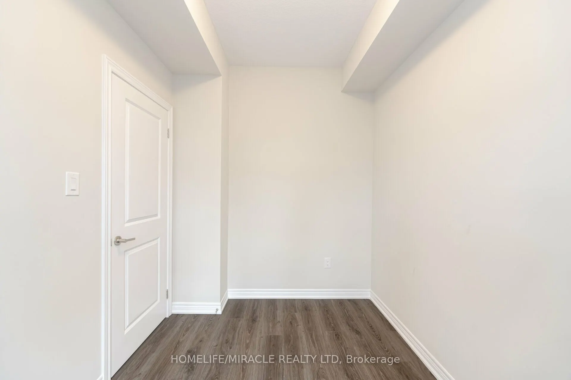 10 Birmingham Drive E, #70