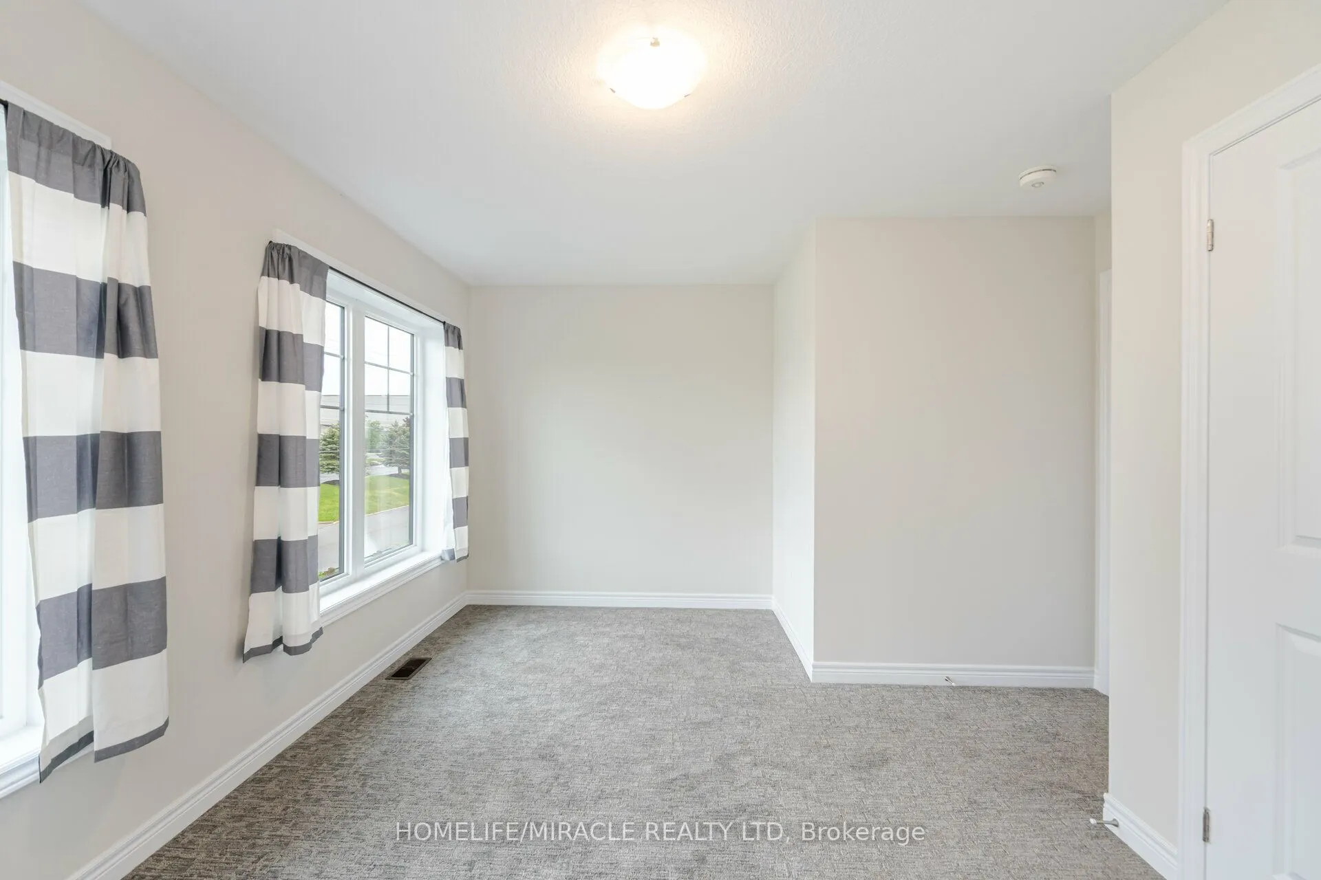 10 Birmingham Drive E, #70