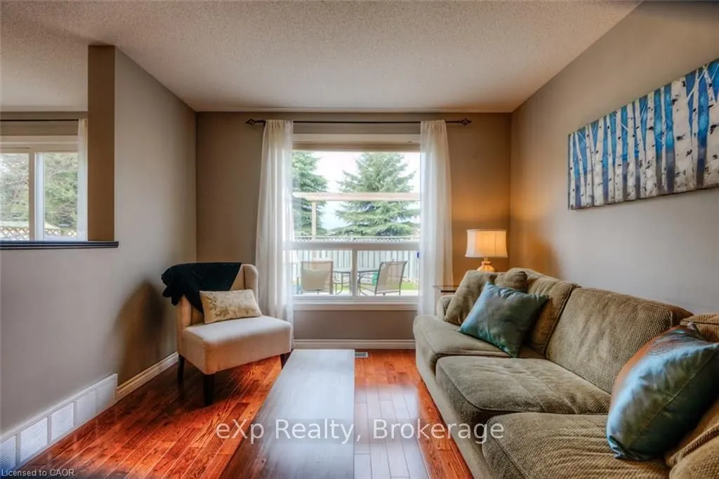 543 Chesapeake Crescent