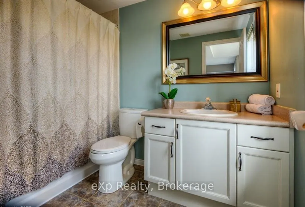 543 Chesapeake Crescent