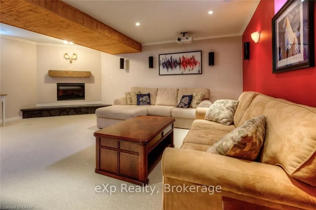 543 Chesapeake Crescent